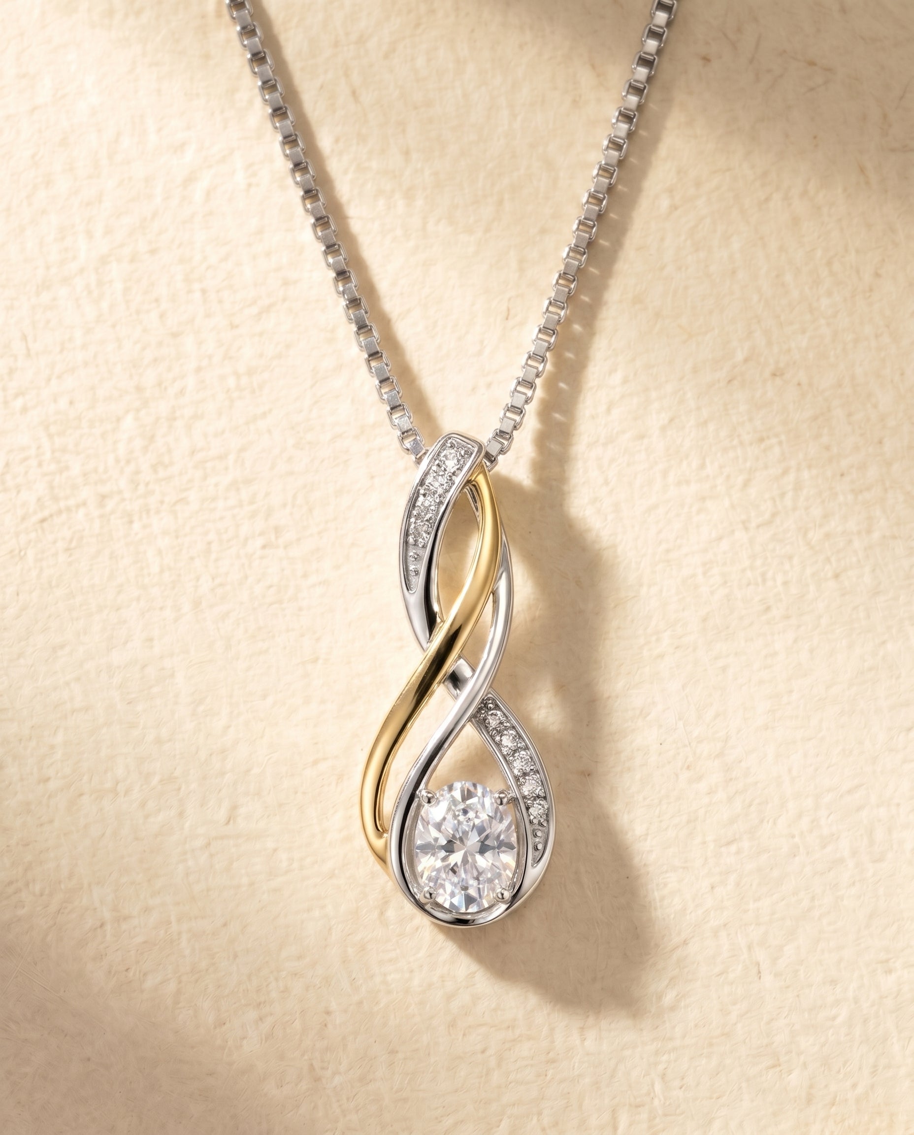 Satéur Trône Royal Necklace™