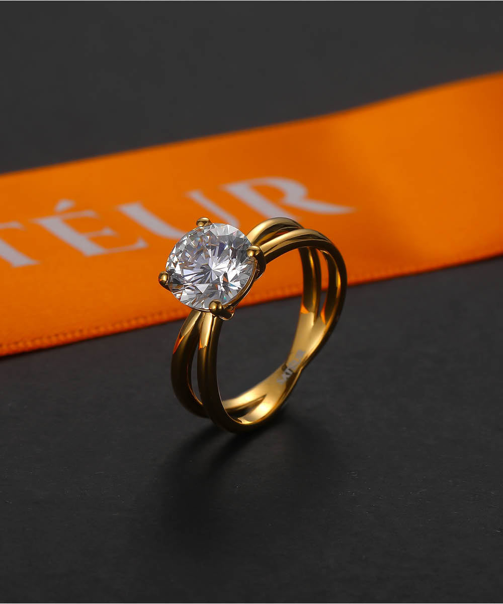 Satéur Aurous Gold Solitaire Diamond Ring™, 18K Gold