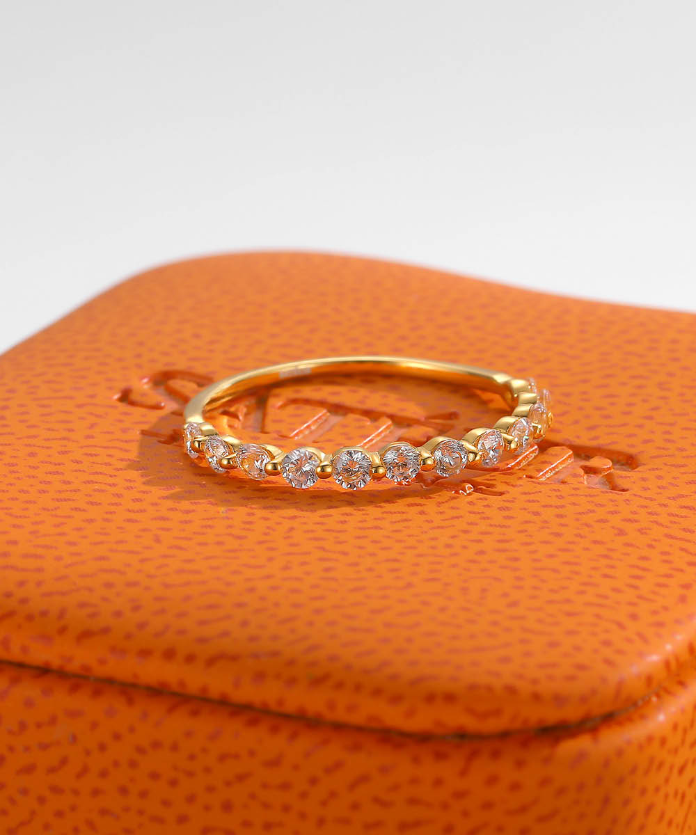 Satéur Aurous Gold Brillantezza 戒指™