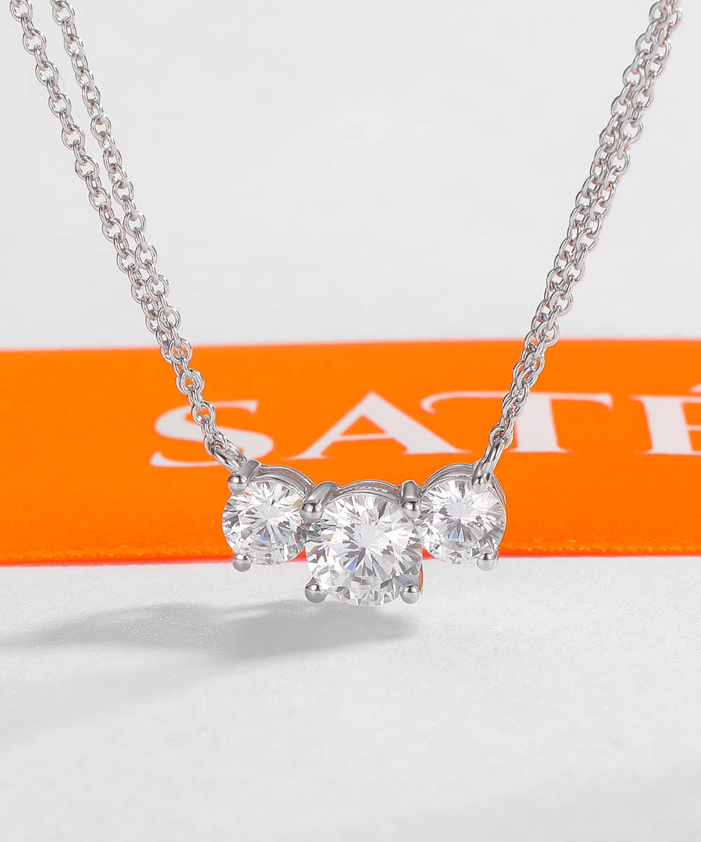 Satéur Tri-Pierre Diamond Necklace™, 18K White Gold