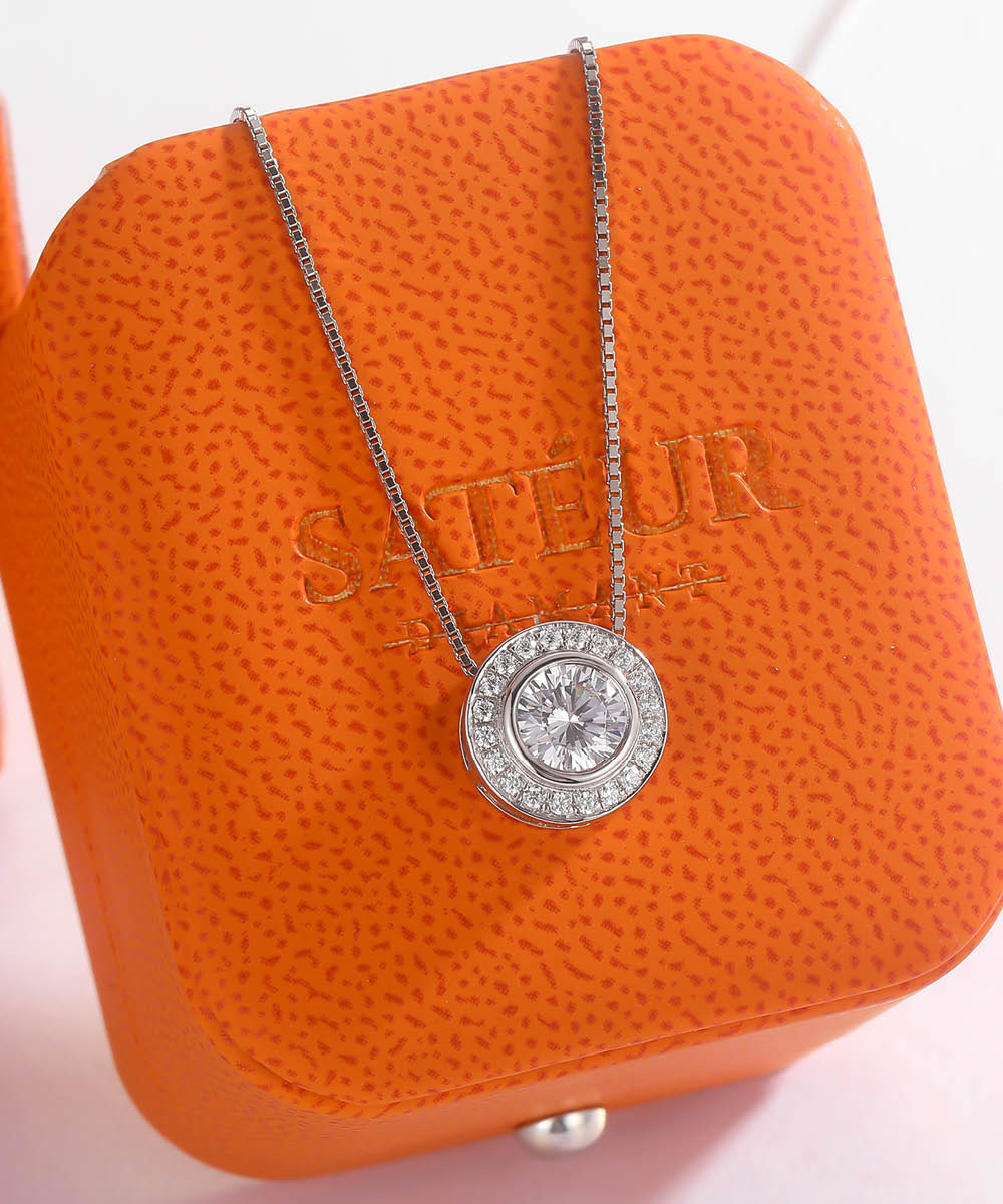Satéur Belle Dame Diamond Necklace™, 18K White Gold