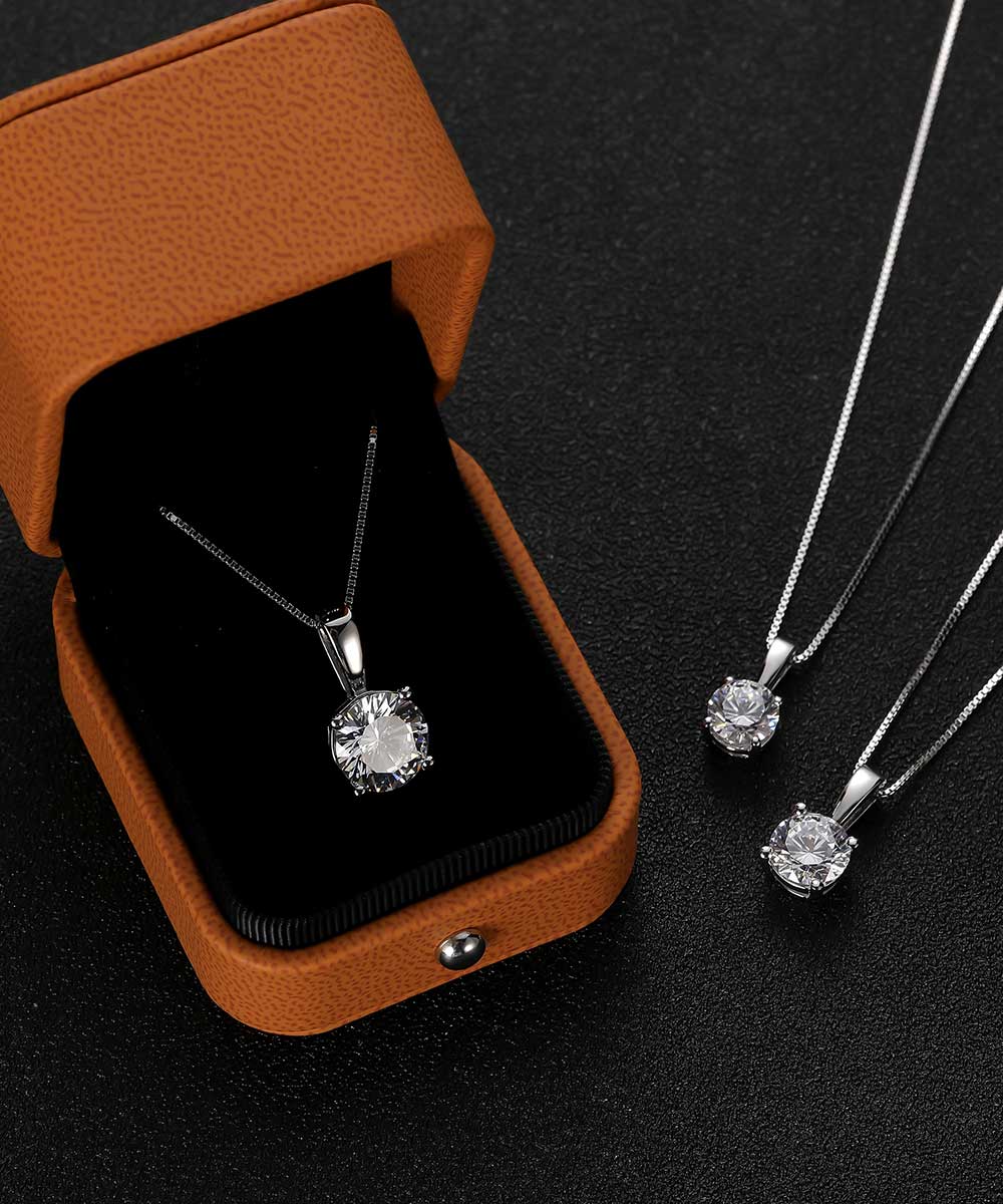 Satéur Destinée Diamond Necklace™, 18K White Gold