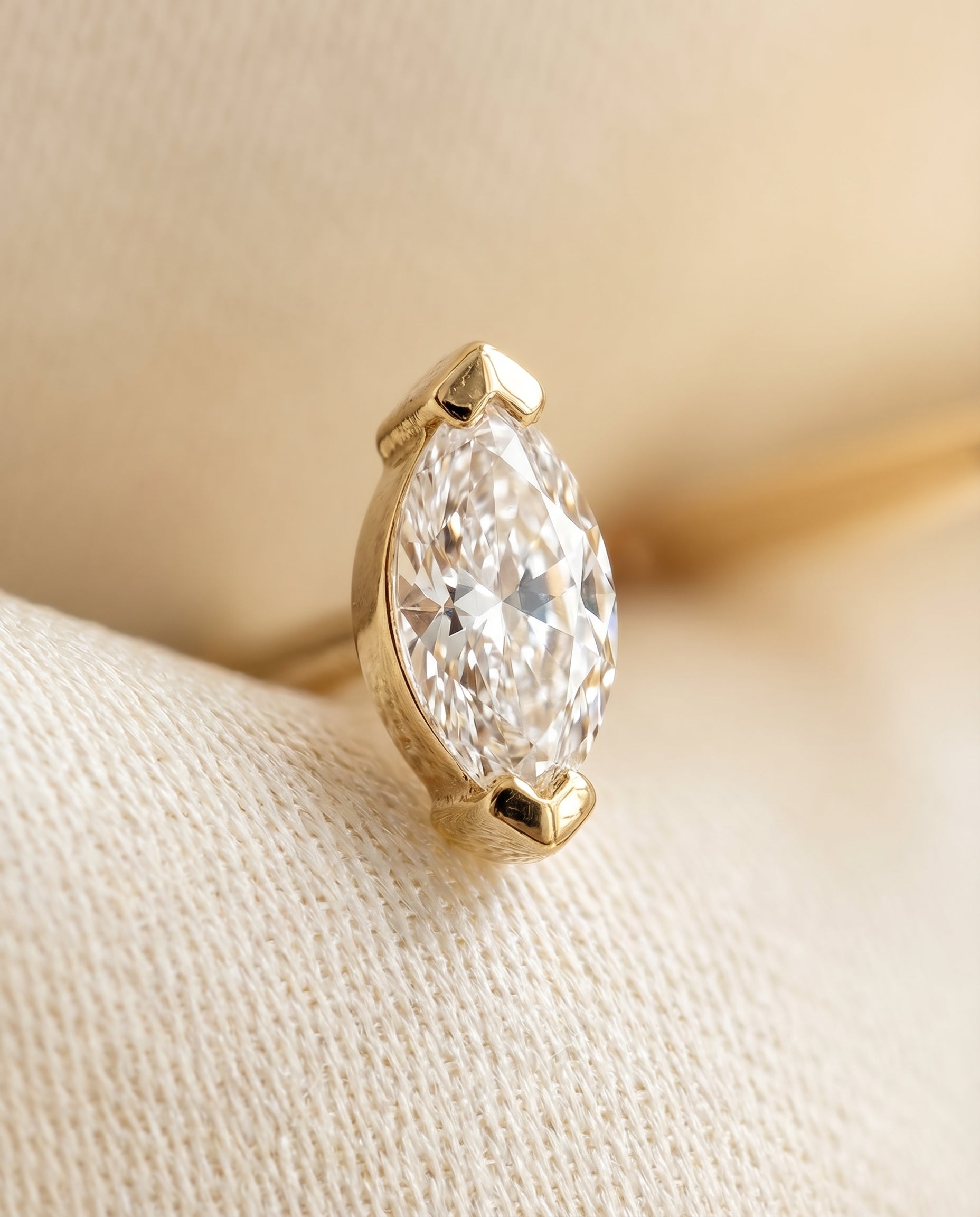 Satéur Feuille Diamond Studs™, 14K Solid Gold — image 9