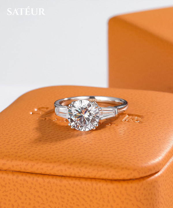 Satéur Lien d’Amour Diamond Ring™, 18K Weißgold, Runde Schliff