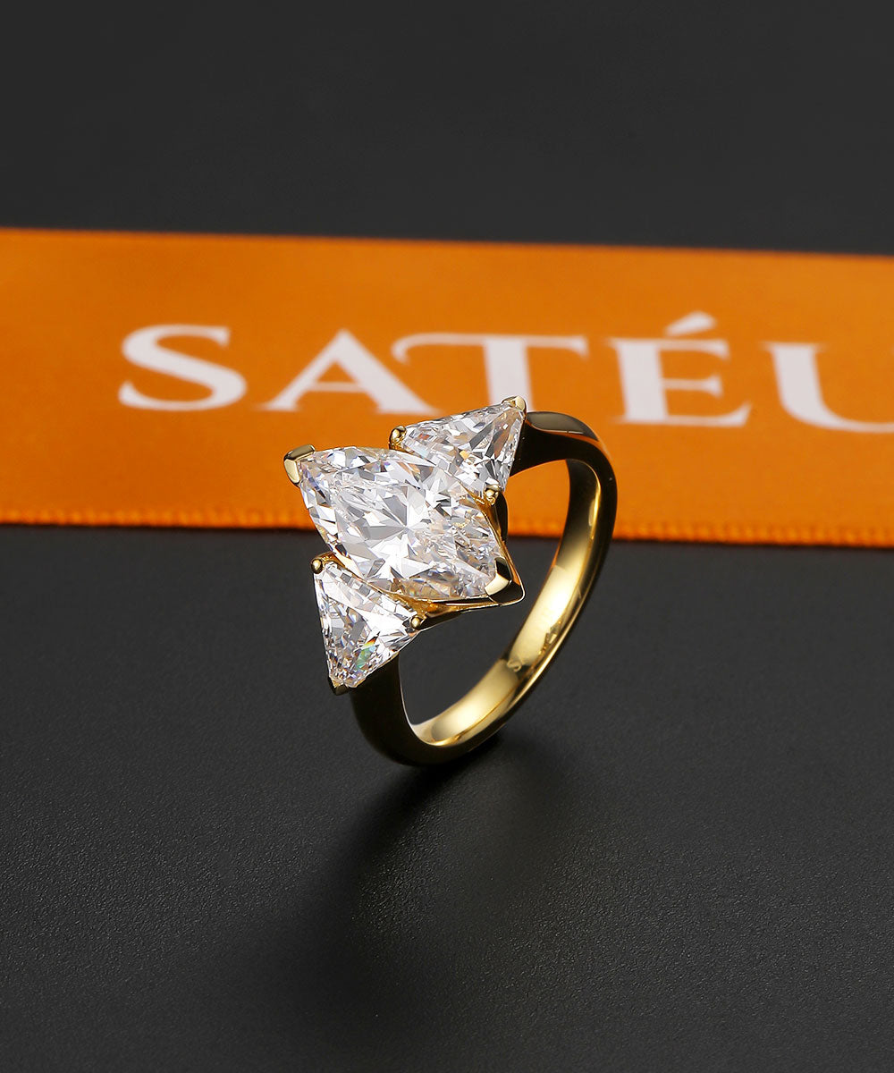 Satéur Star Lumière Aurous Gold Diamond Ring™, 18K Gold