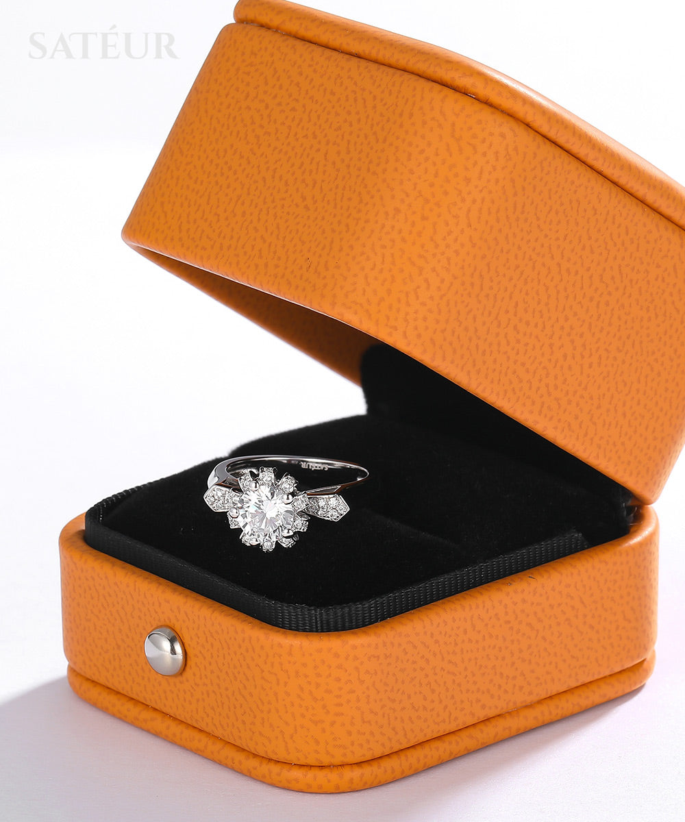 Satéur Ze-Corona Diamond Ring™, 18K White Gold