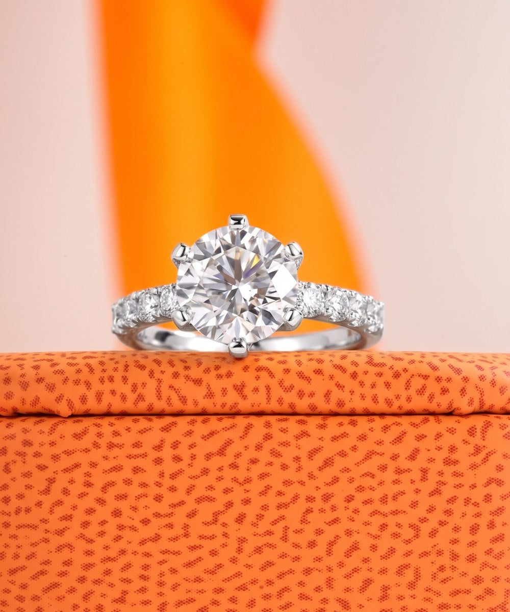Satéur Victoire Ring — white gold finish diamond-look solitaire — white-02