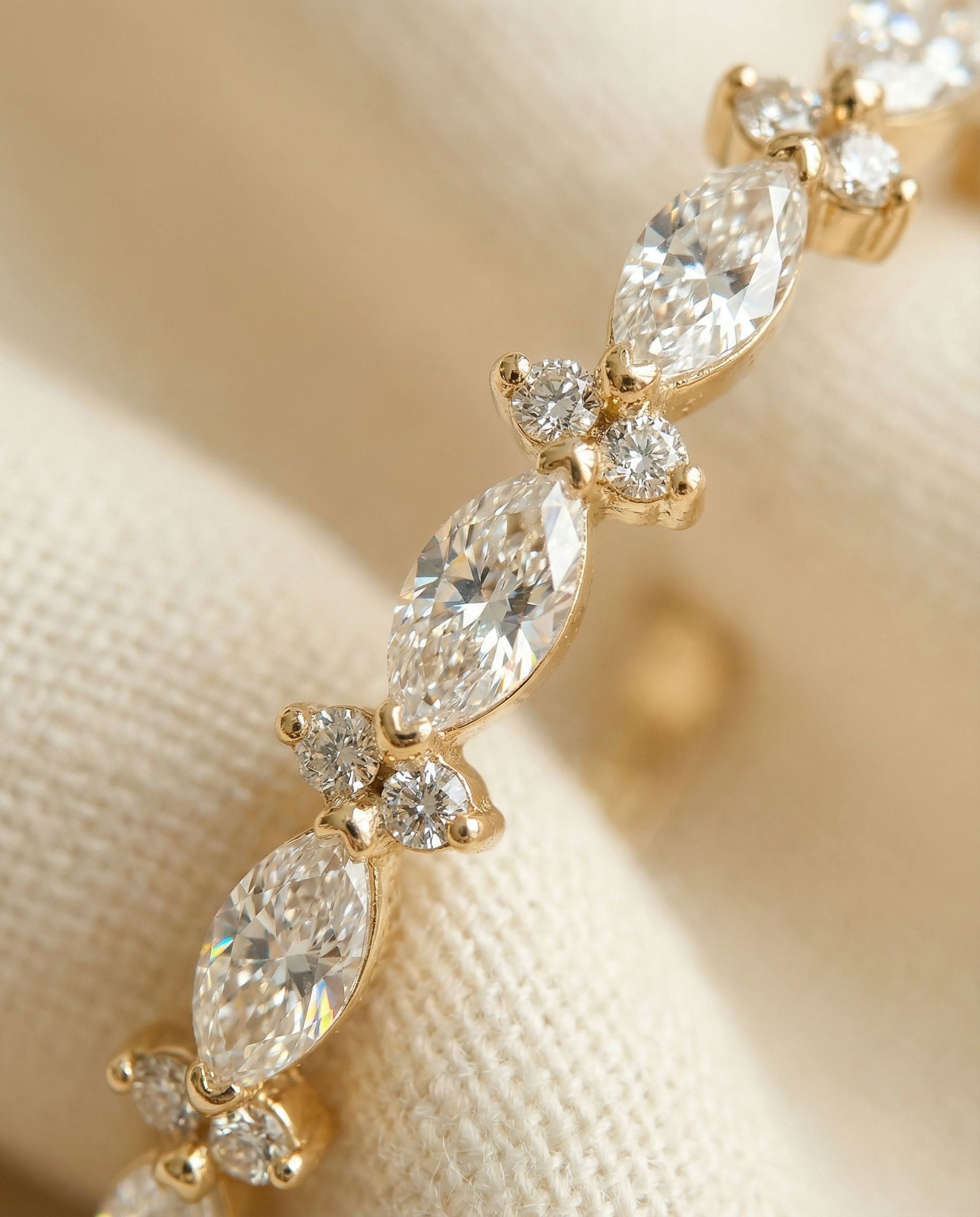 Satéur Vigne Diamond Ring™, 14K Solid Gold — image 9