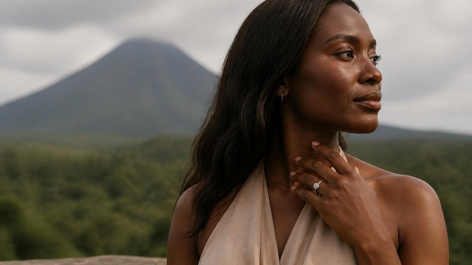 Best engagement rings in Equatorial Guinea — Satéur Destinée Ring with Pico Basile volcano