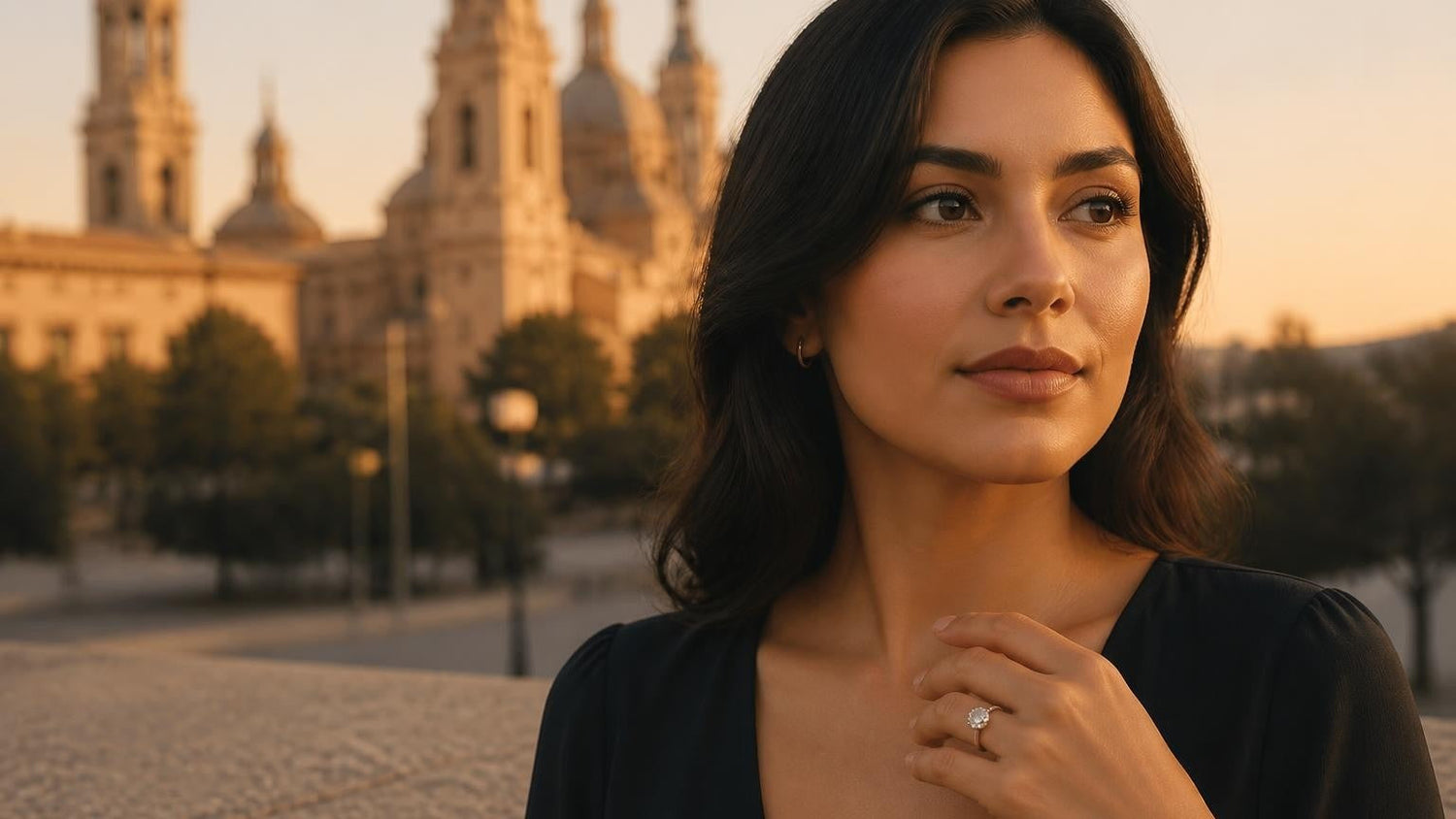 Best engagement rings in Hermosillo — elegant woman with Satéur Destinée ring at Catedral de la Asunción at golden hour