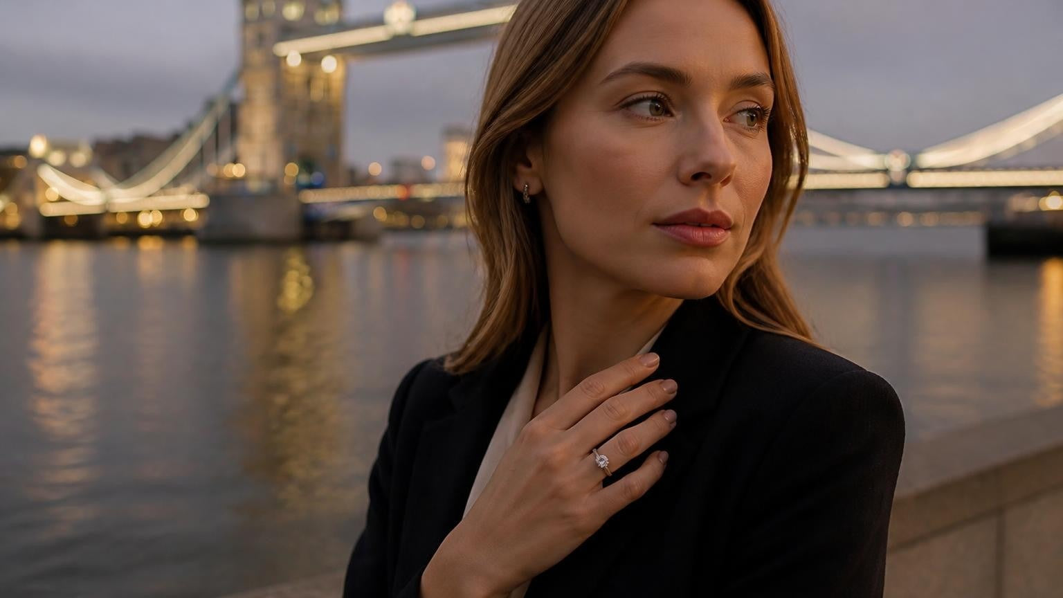 Best engagement rings in London — Satéur Destinée Ring with Tower Bridge at dusk