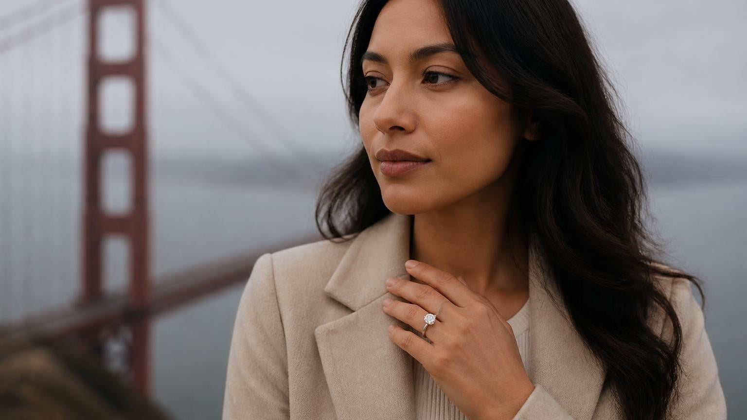 Best engagement rings in San Francisco — Satéur Destinée Ring with Golden Gate Bridge