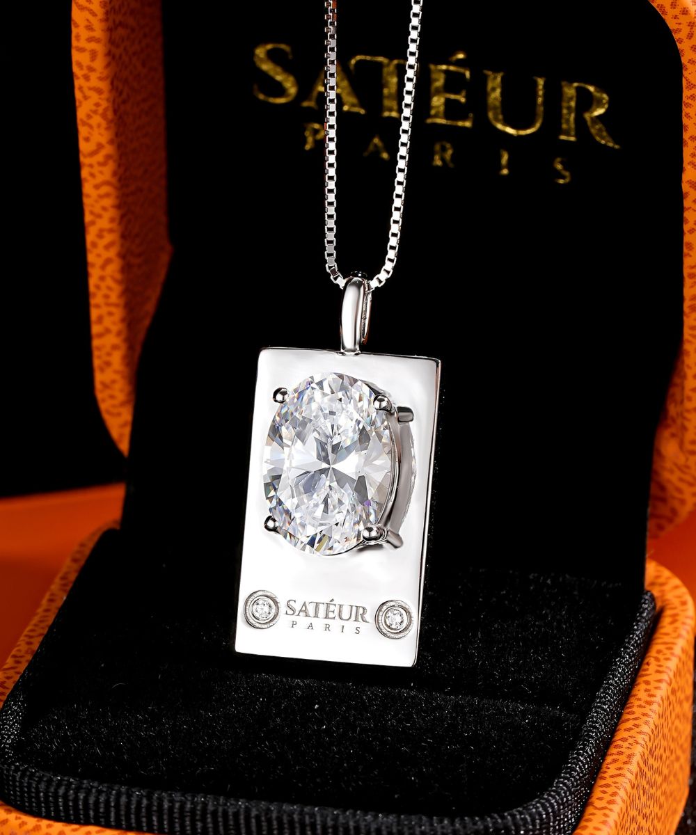 Satéur Parisian Treasure® Ovale Diamond Necklace, 18K White Gold