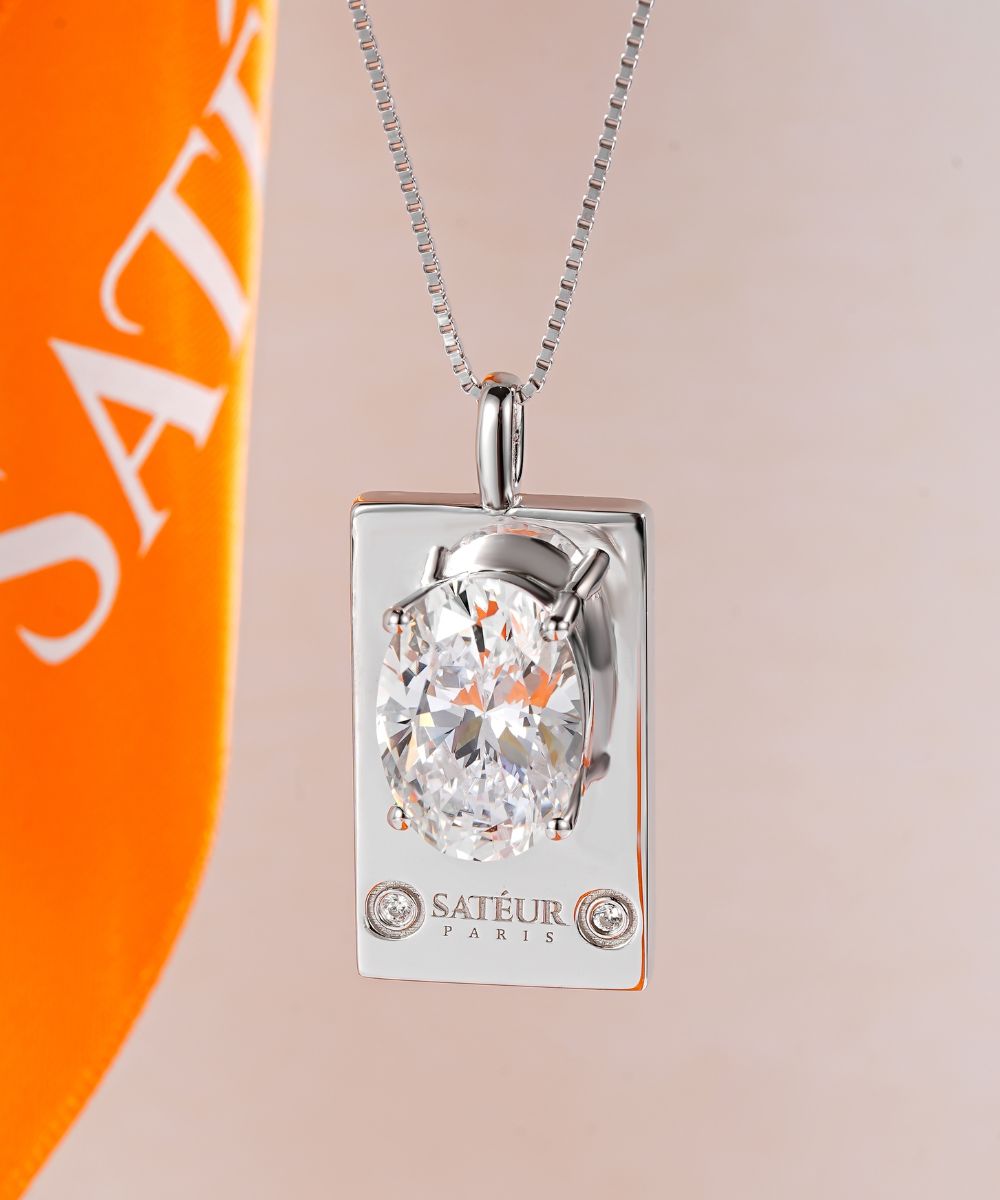 Satéur Parisian Treasure® Ovale Diamond Necklace, 18K White Gold