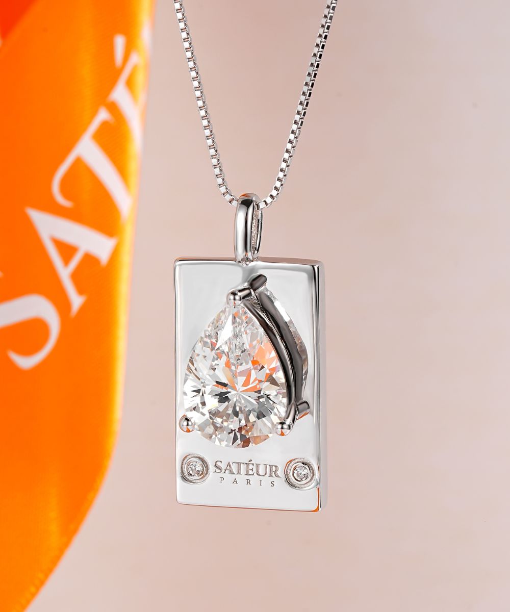 Satéur Parisian Treasure® Poire Diamond Necklace, 18K White Gold
