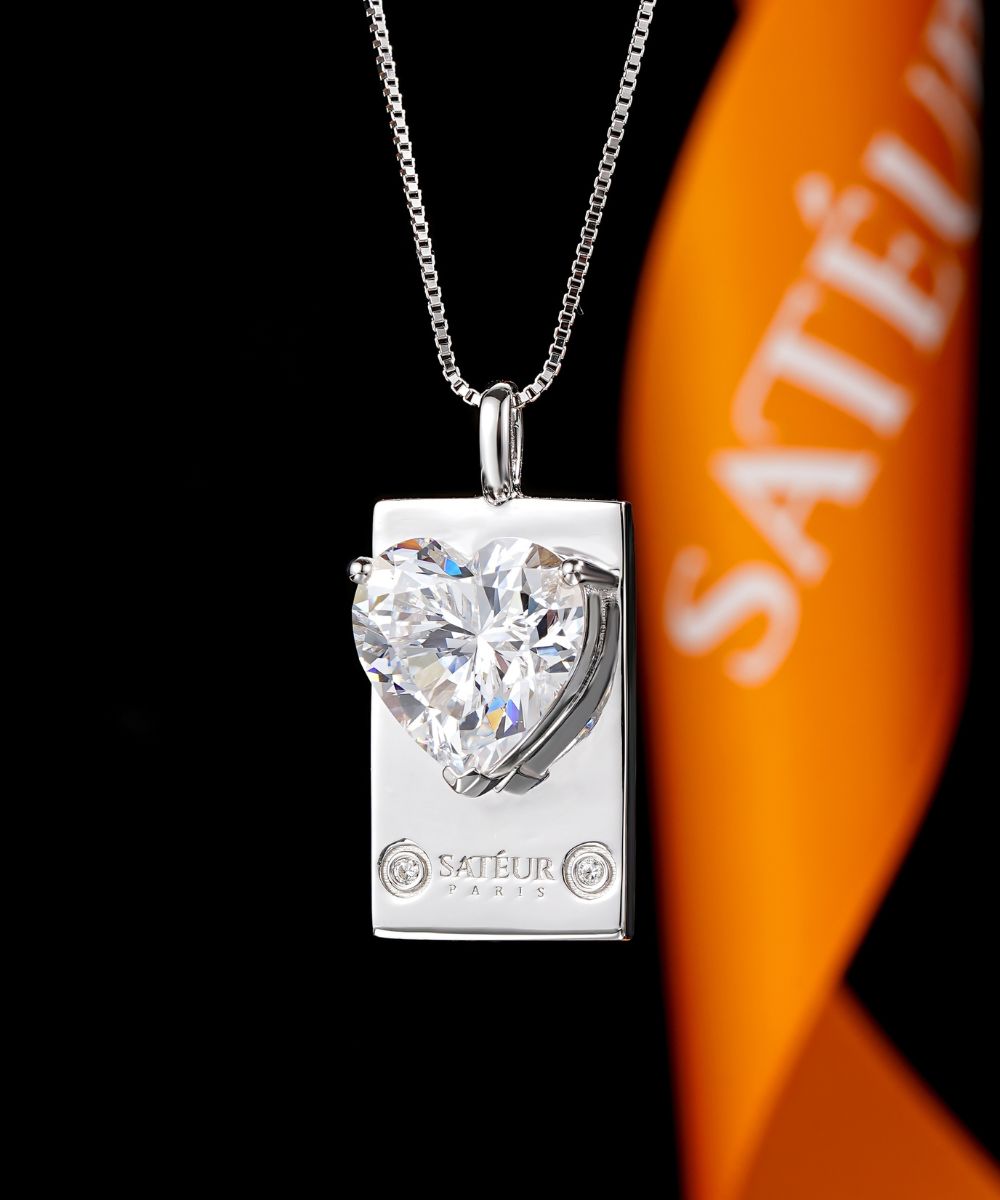 Satéur Parisian Treasure® Amouré Diamond Necklace, 18K White Gold
