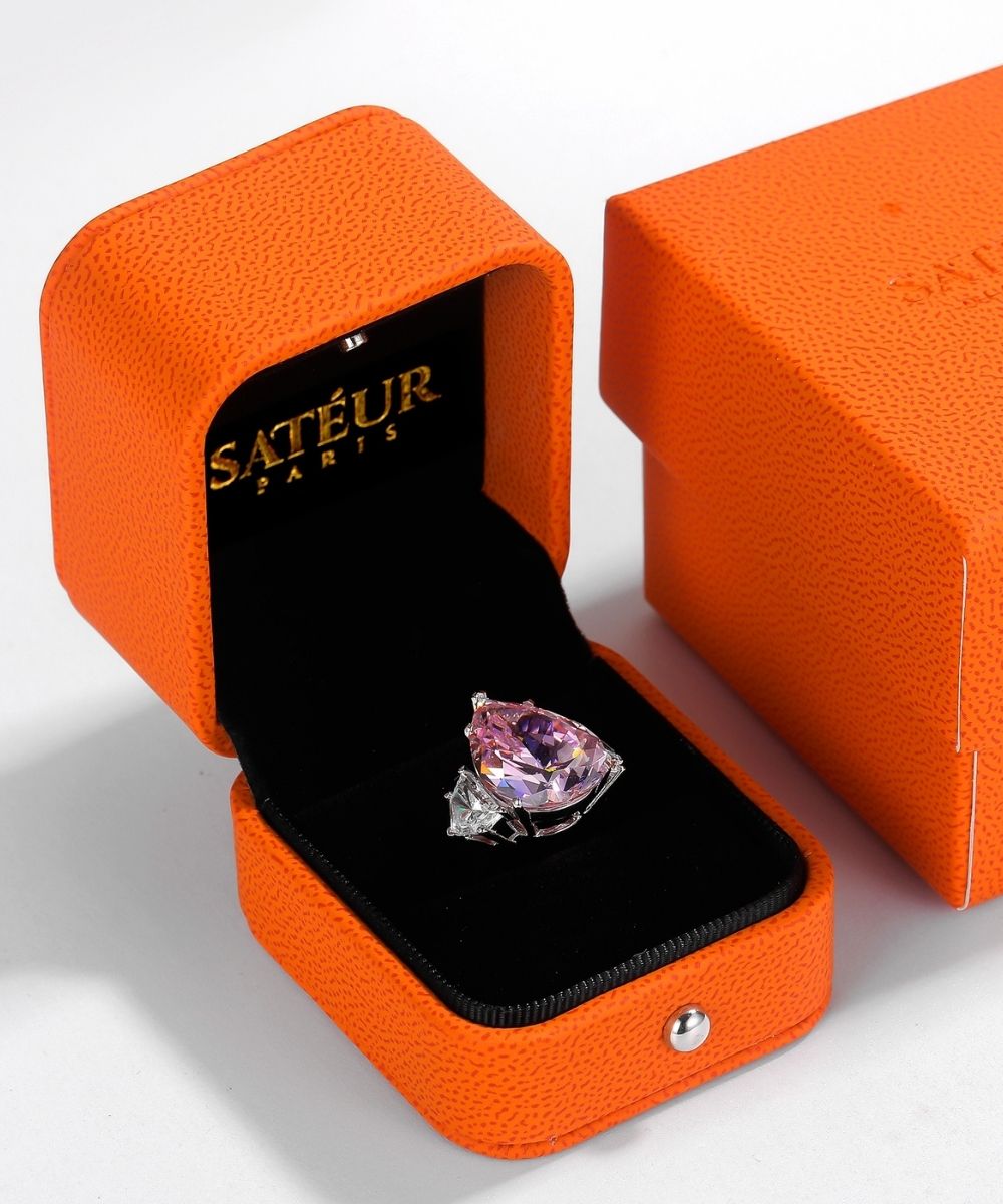 Satéur Rosé Empereur Diamond Ring™, 18K White Gold