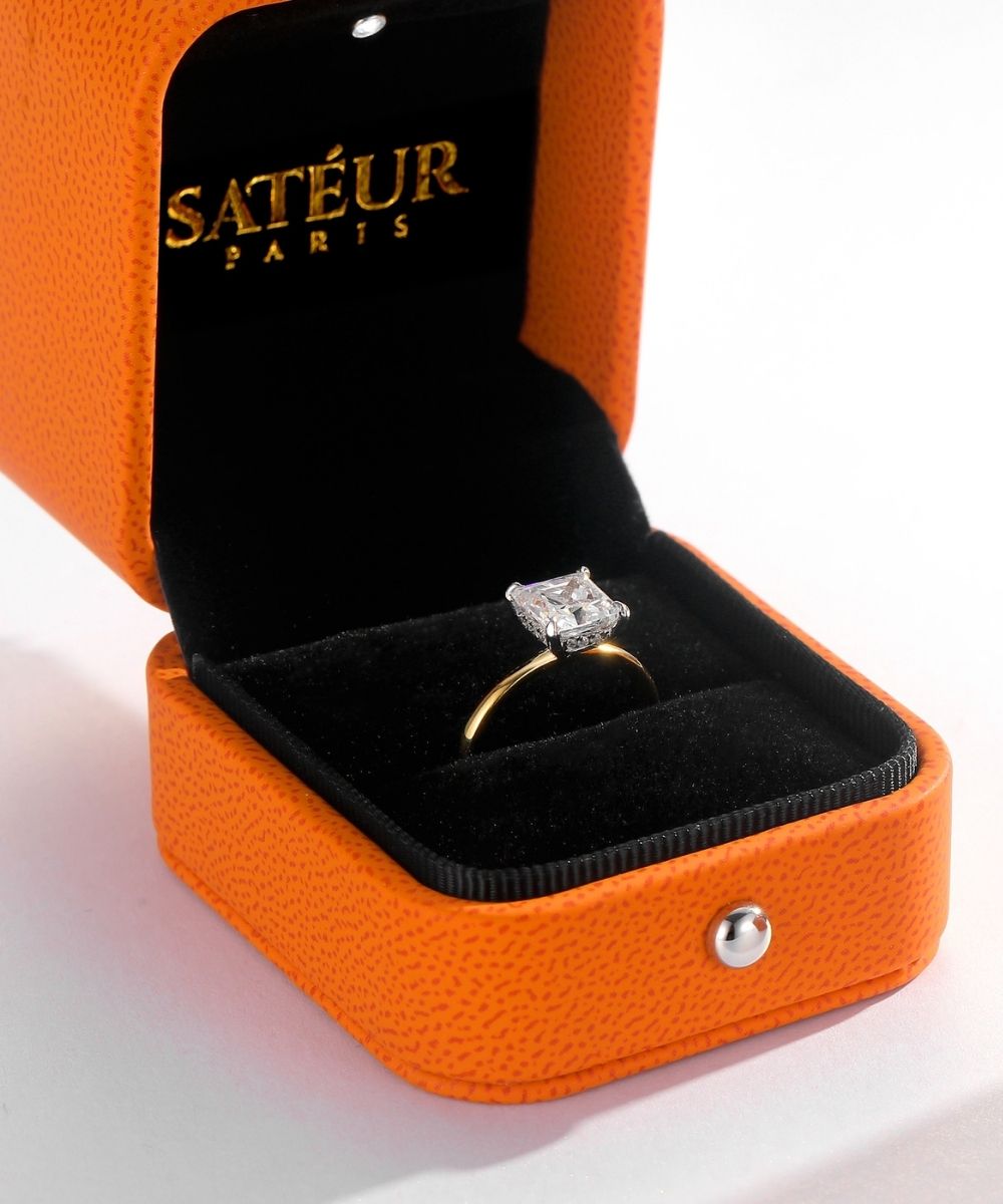 Satéur Aurous Gold Classic Diamond Ring™, 18K Gold