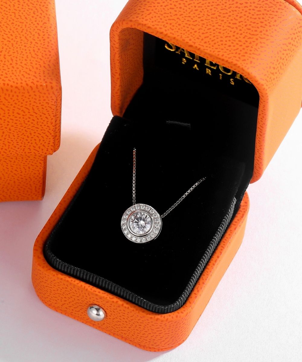 Satéur Belle Dame Diamond Necklace™, 18K White Gold