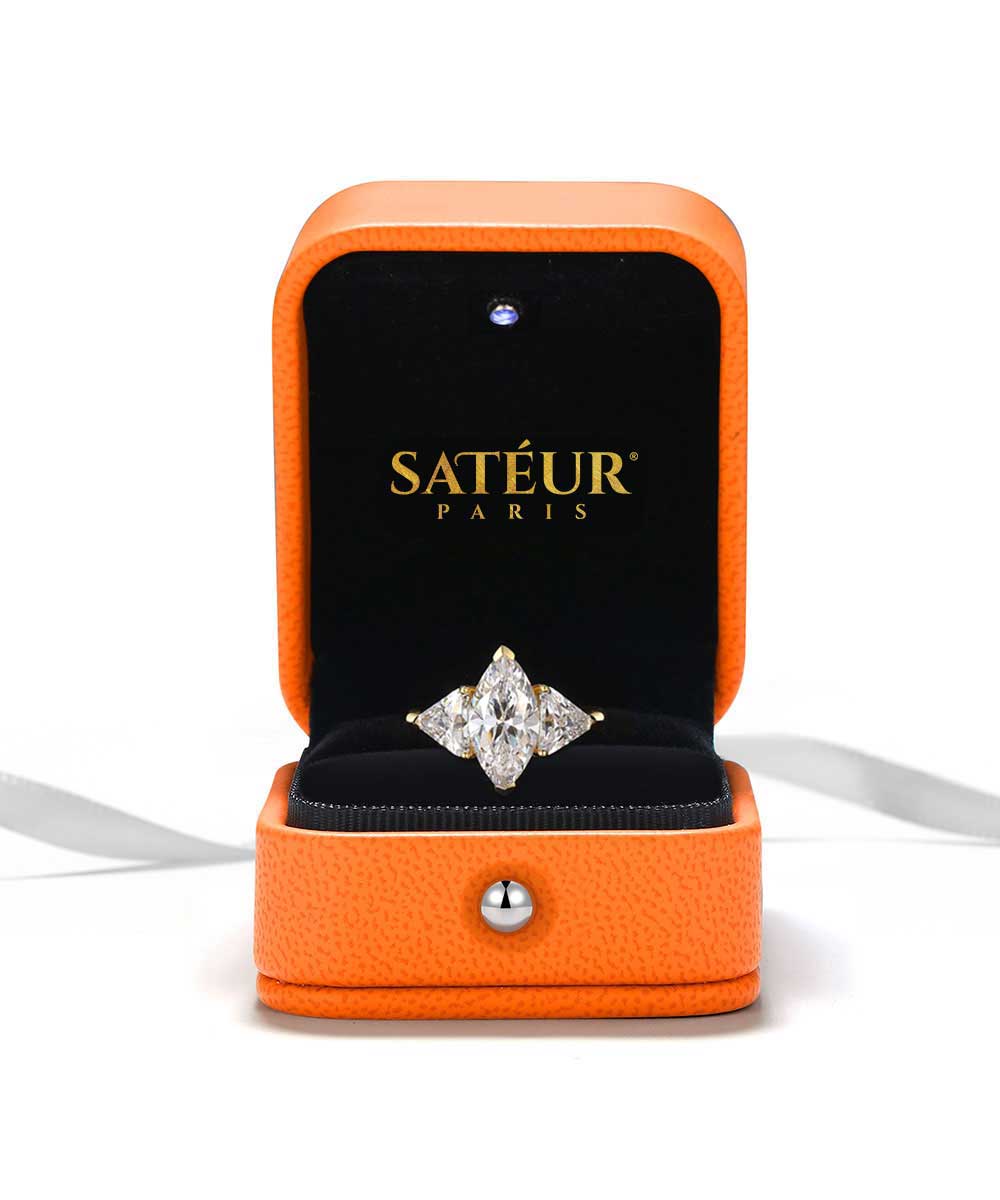 Satéur Star Lumière Aurous Gold Diamond Ring™, 18K Gold