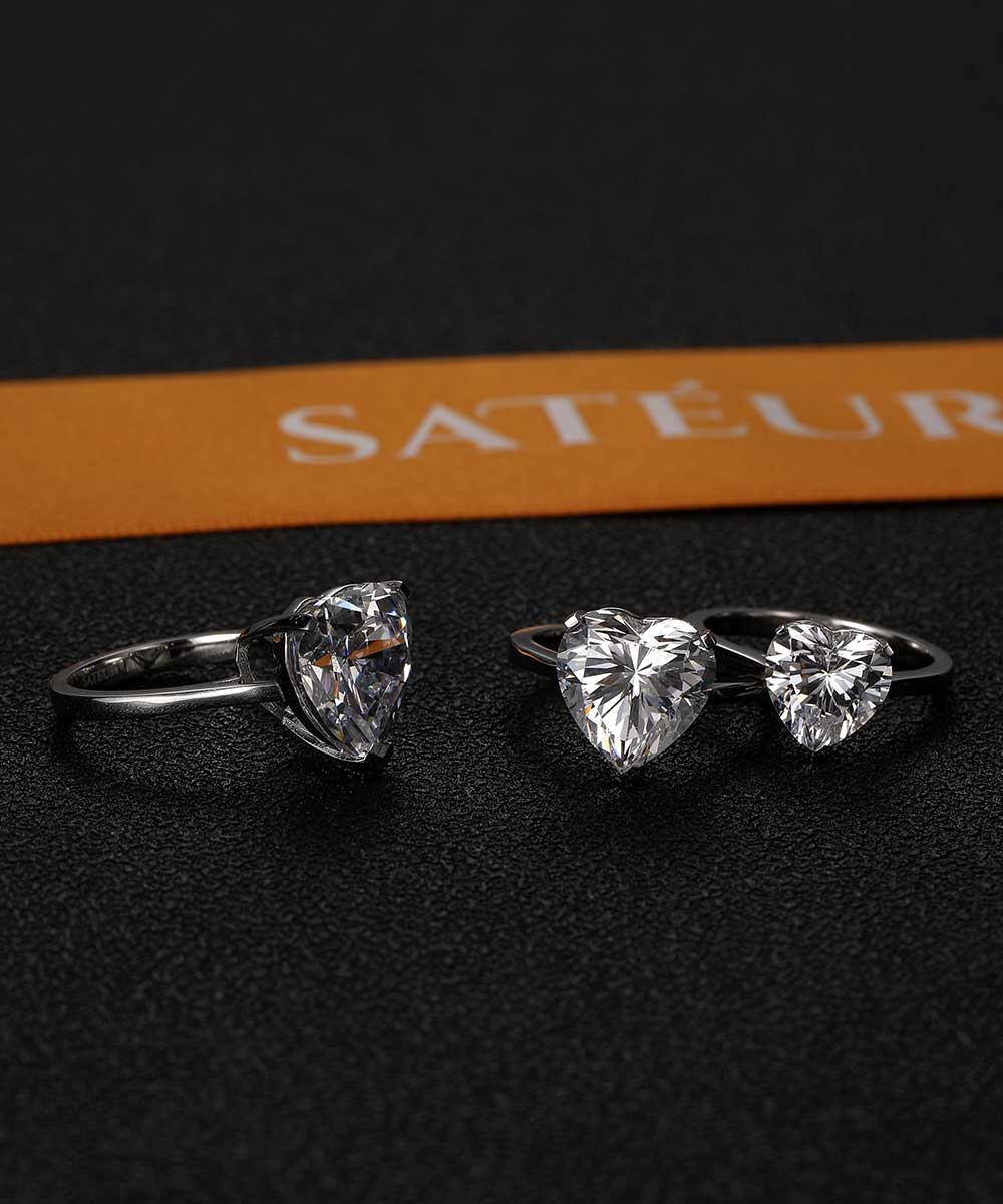 Satéur L'Amour Diamond Ring™, 18K White Gold