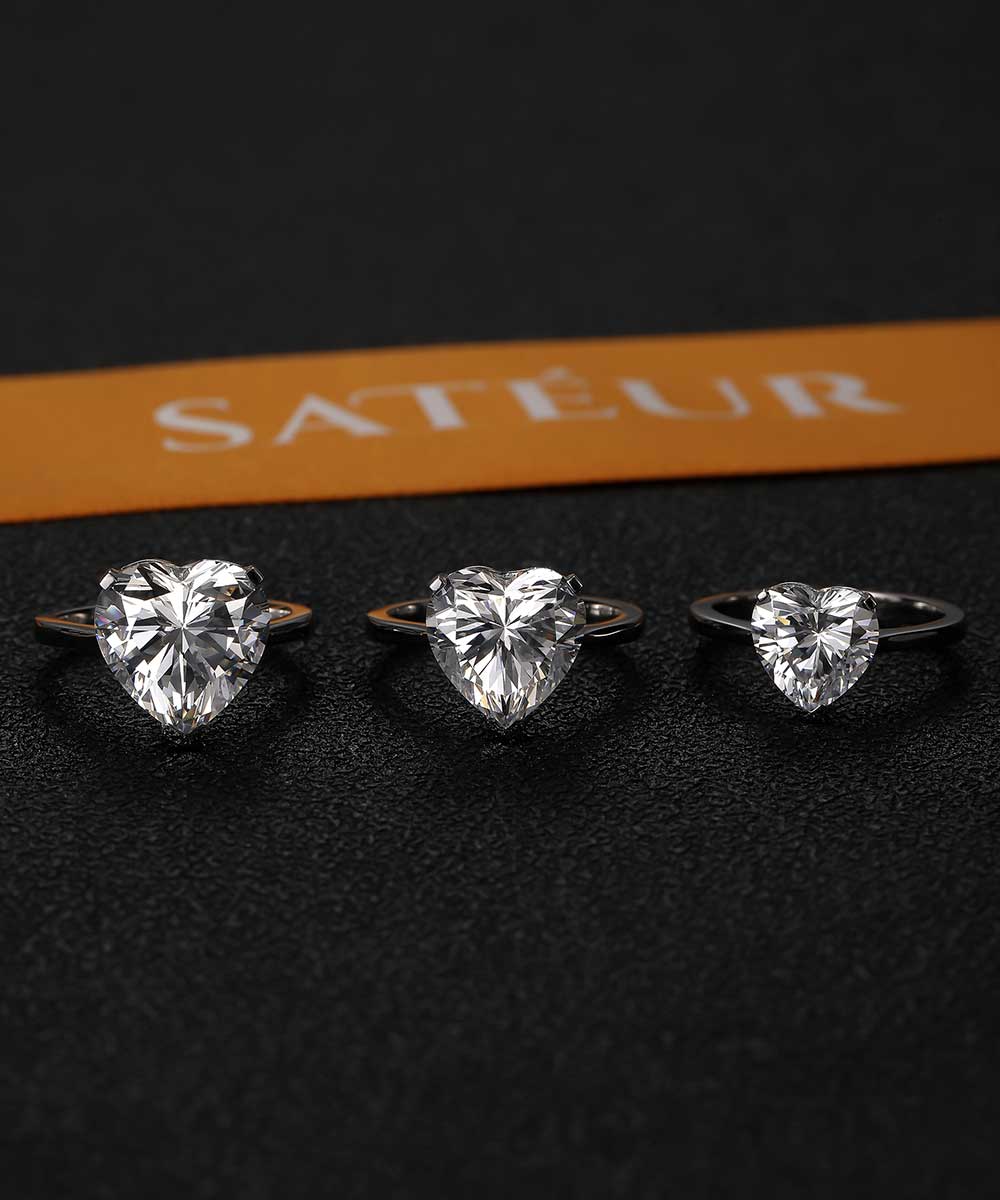 Satéur L'Amour Diamond Ring™, 18K White Gold