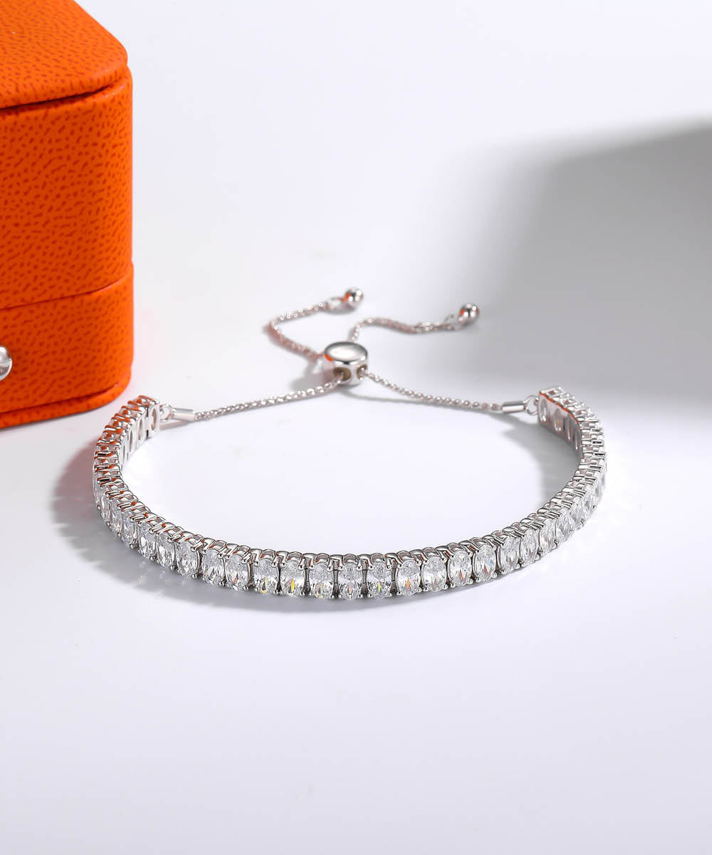 Satéur L'ovale Diamond Bracelet™, 18K White Gold
