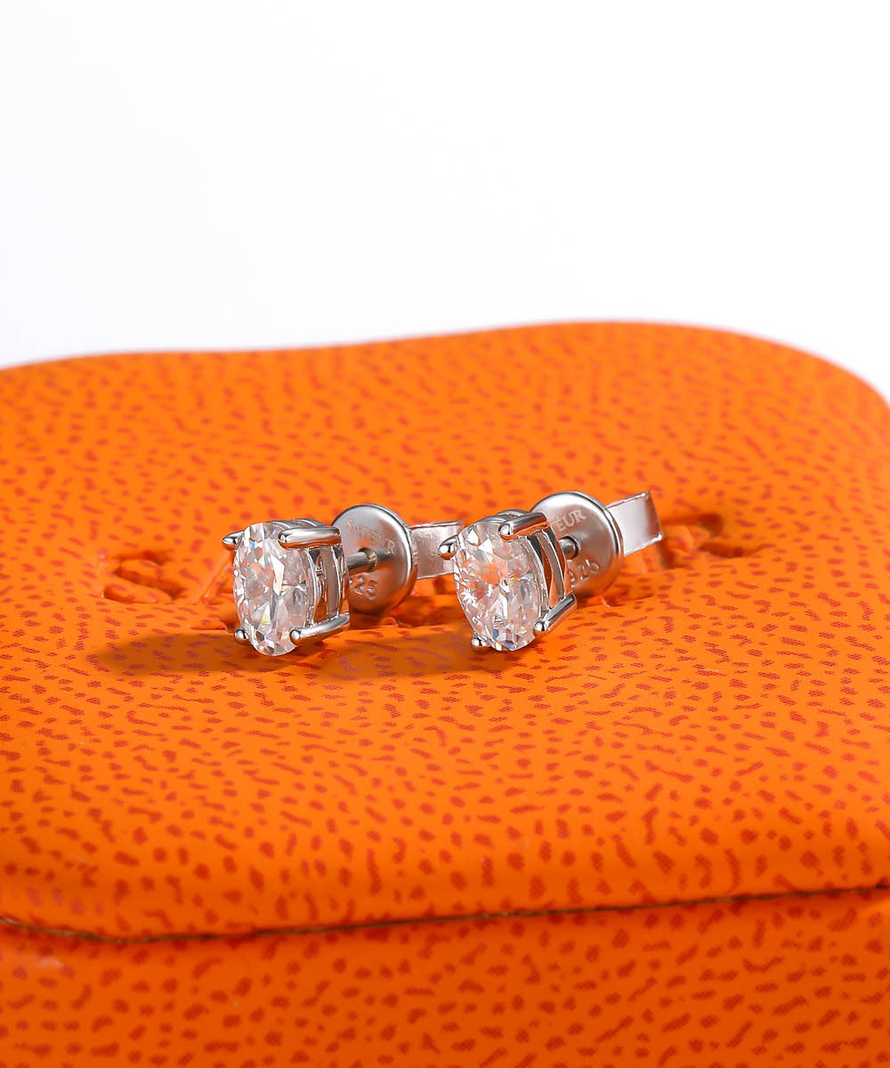 Satéur L'ovale Diamond Earrings™, 18K White Gold