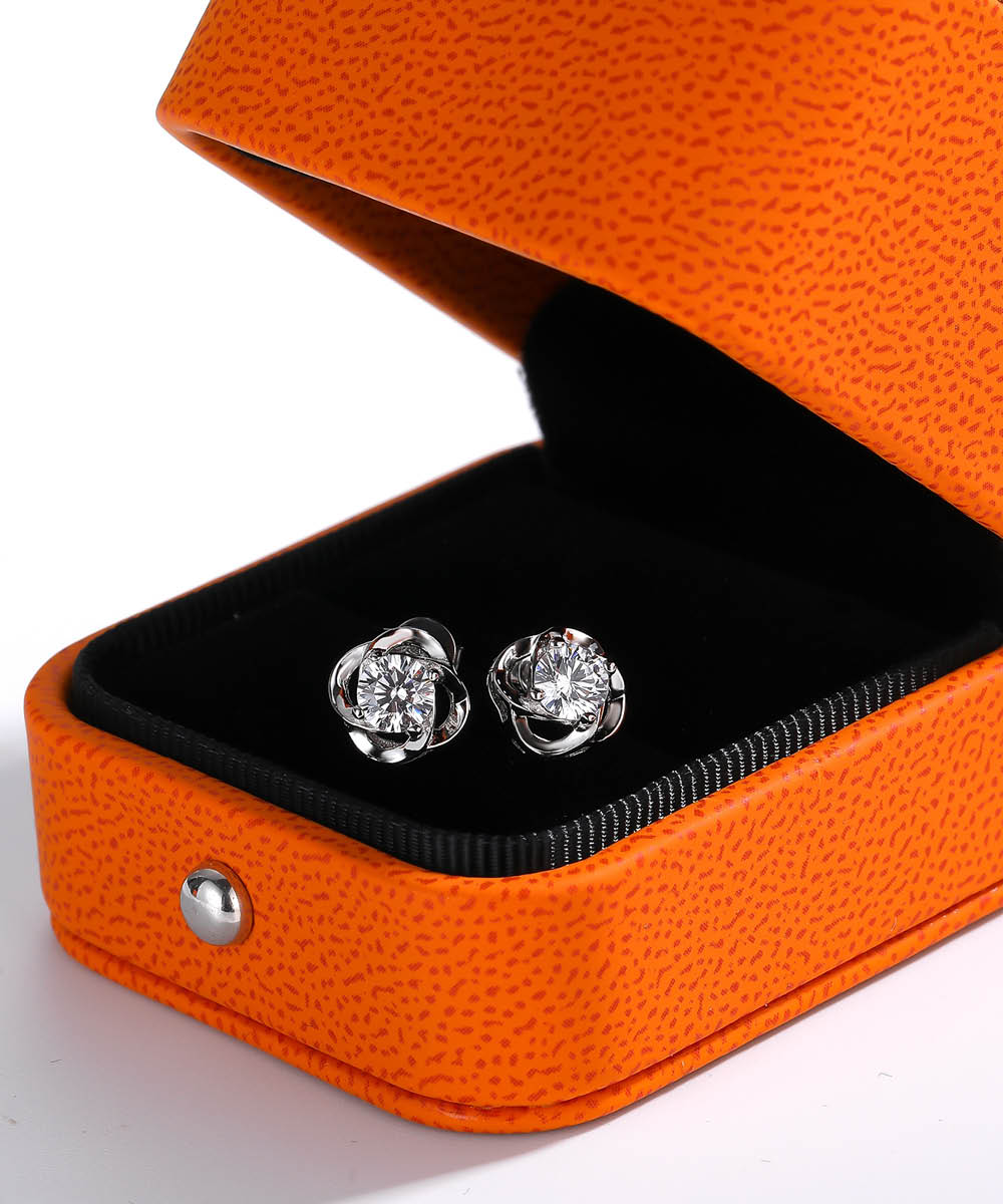 Satéur L'infinité Diamond Earrings™, 18K White Gold