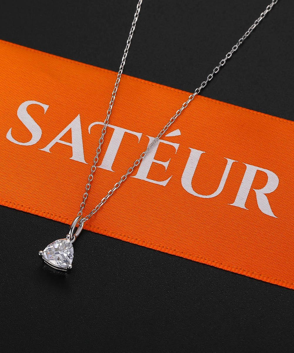 Satéur Pyramide Diamond Necklace™, 18K White Gold