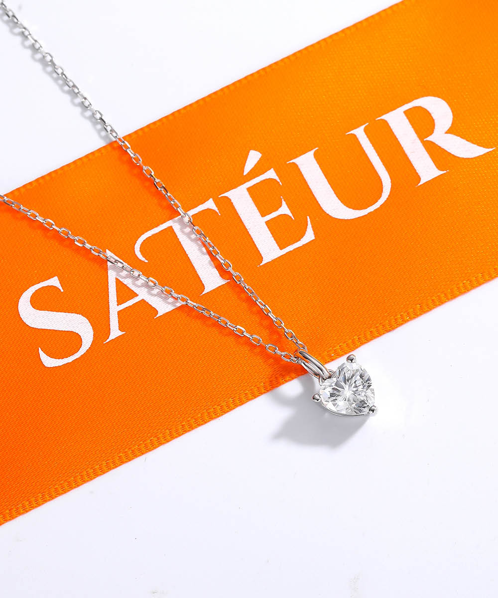 Satéur T'aimer Diamond Necklace™, 18K White Gold