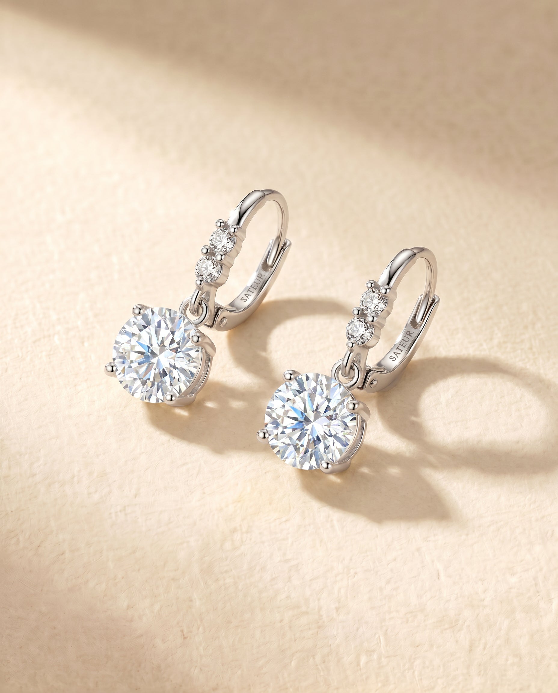 Satéur Il Neige Earrings™