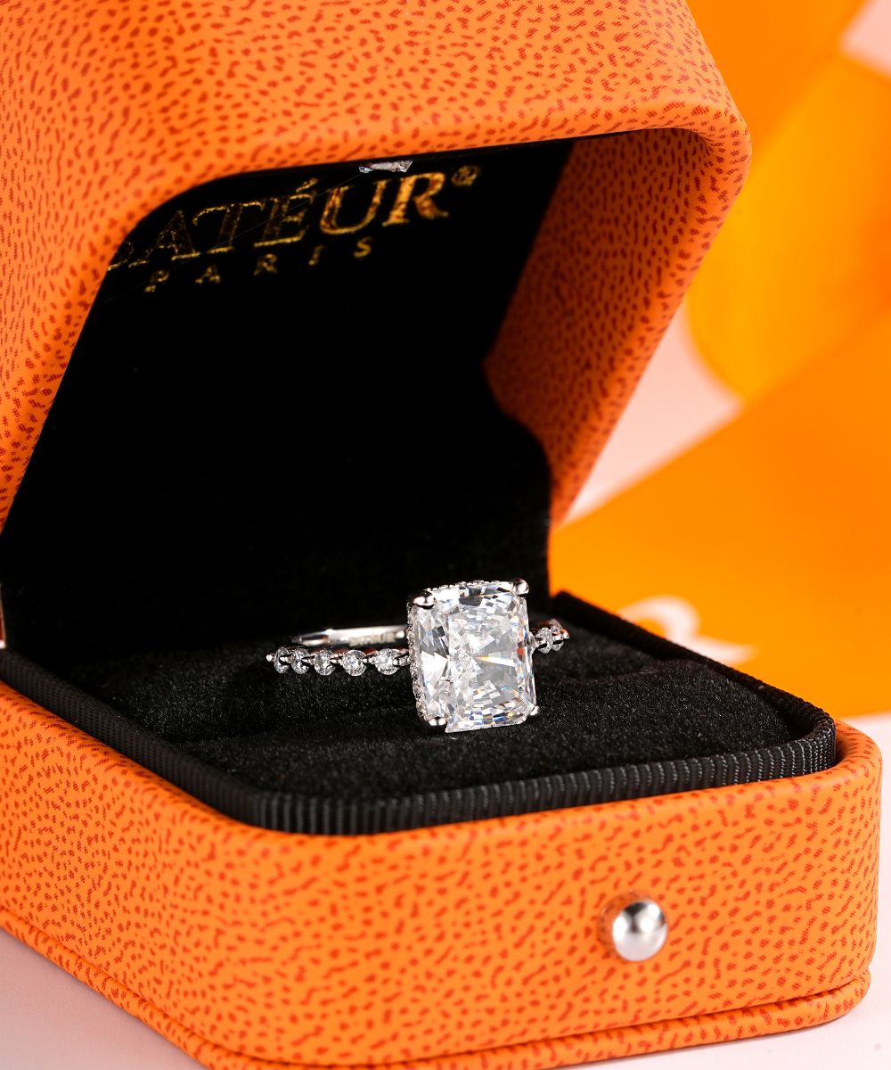 Satéur Lumière Majesté Diamond Ring™, 18K White Gold