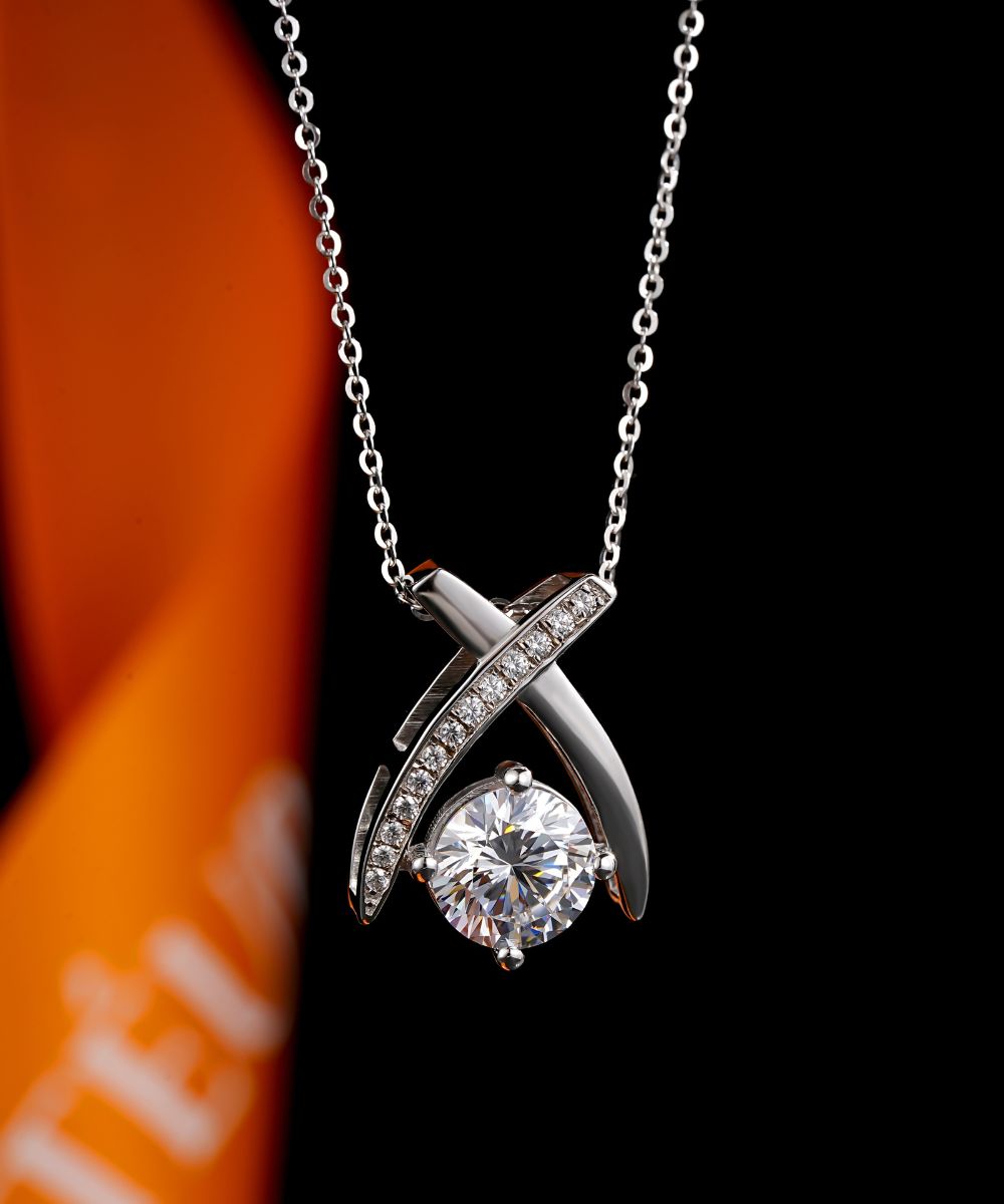 Satéur Croix Diamond Necklace™, 18K White Gold