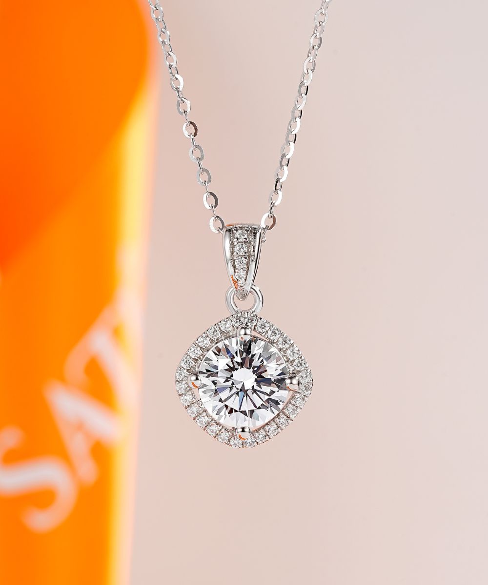 Satéur Aura Diamond Necklace™, 18K White Gold