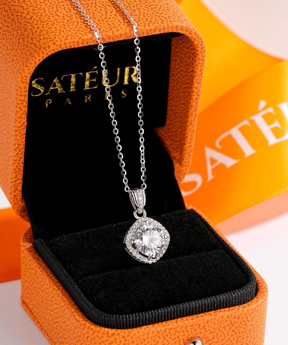 Satéur Aura Diamond Necklace™, 18K White Gold