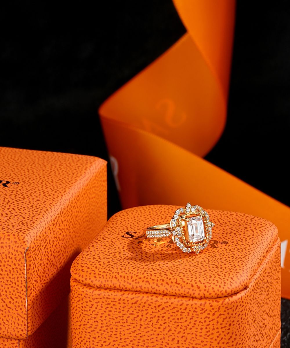 Satéur Rétro Aurous Gold Éclat Diamond Ring™, 18K Gold