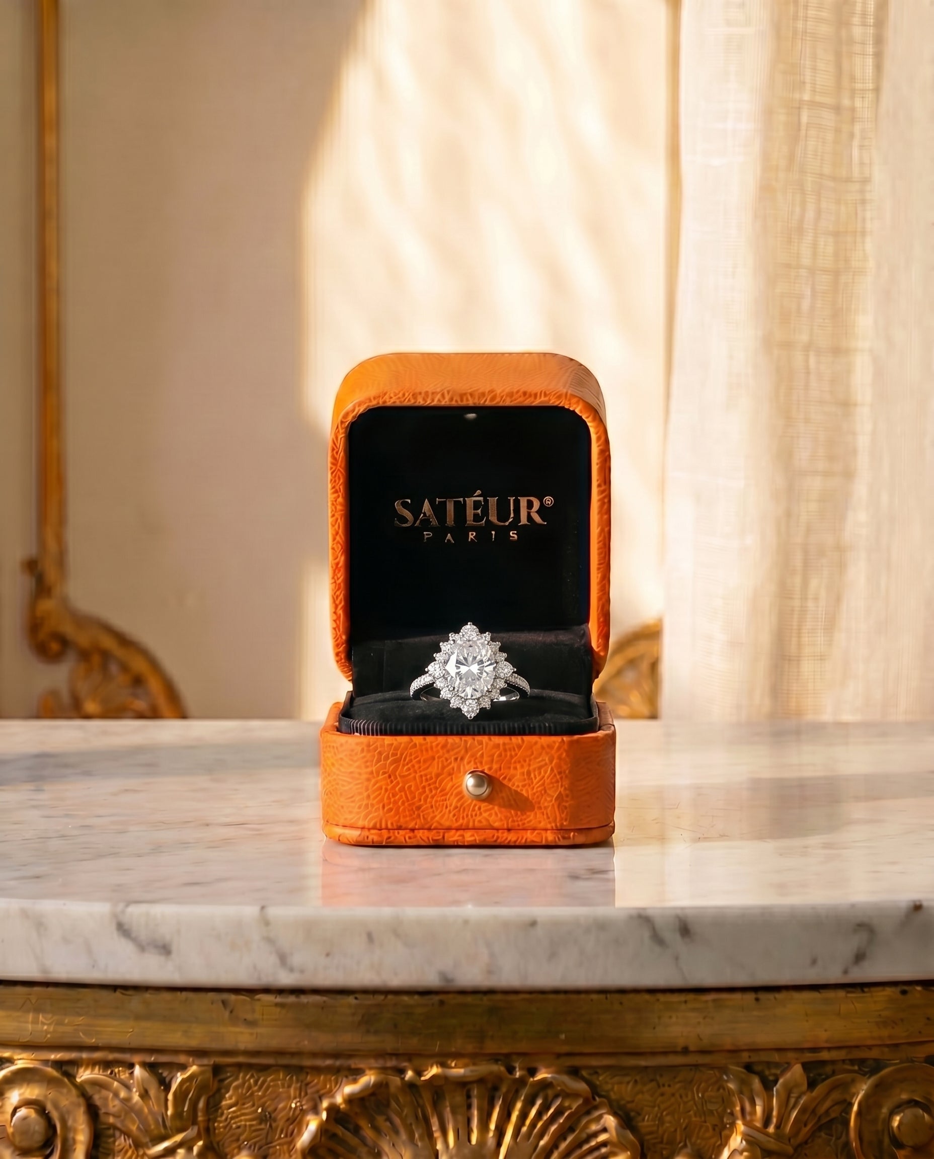 Satéur Rétro Majesté Ring™
