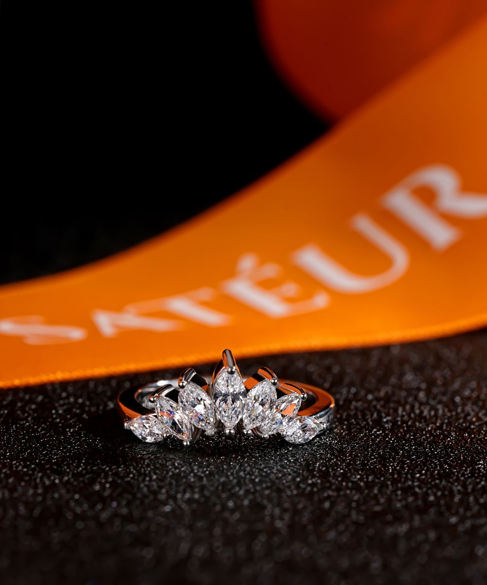Satéur Diadème Diamond Ring™, 18K White Gold