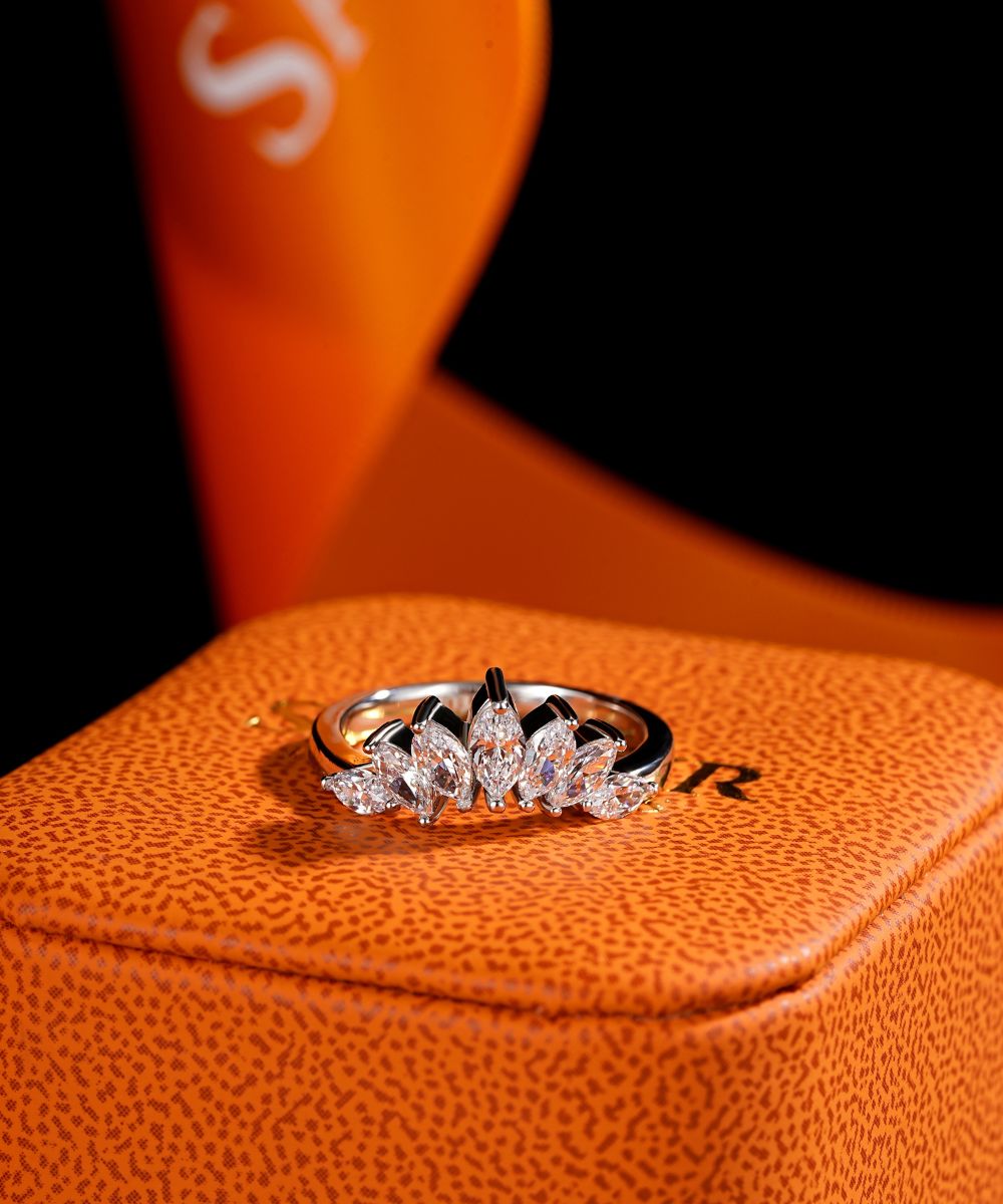 Satéur Diadème Diamond Ring™, 18K White Gold