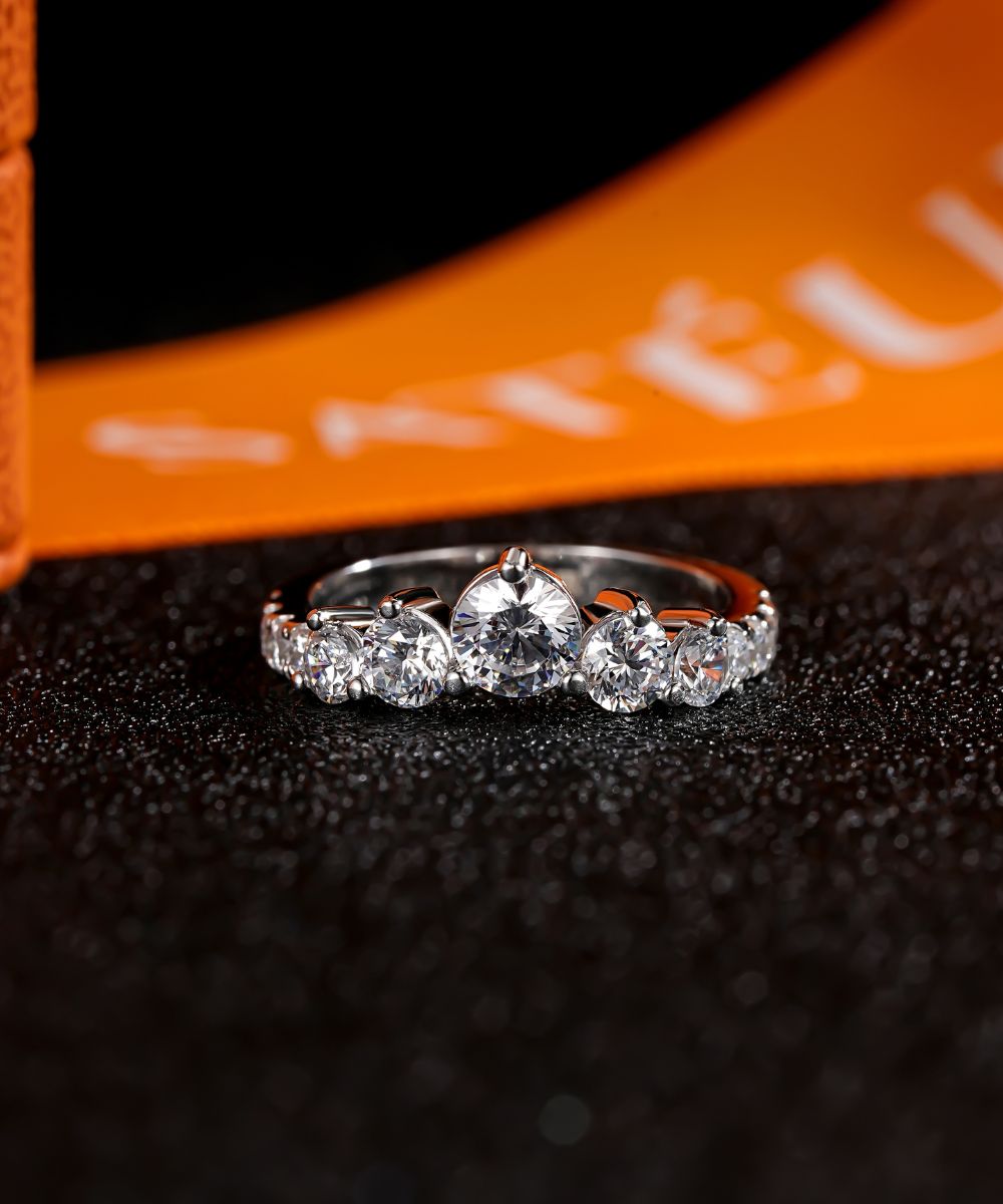 Satéur Astres Diamond Ring™, 18K White Gold