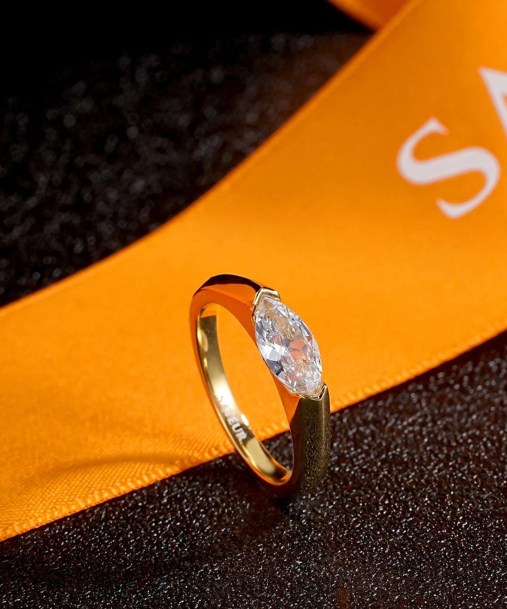 Satéur Aurous Gold Raffiné Diamond Ring™, 18K Gold