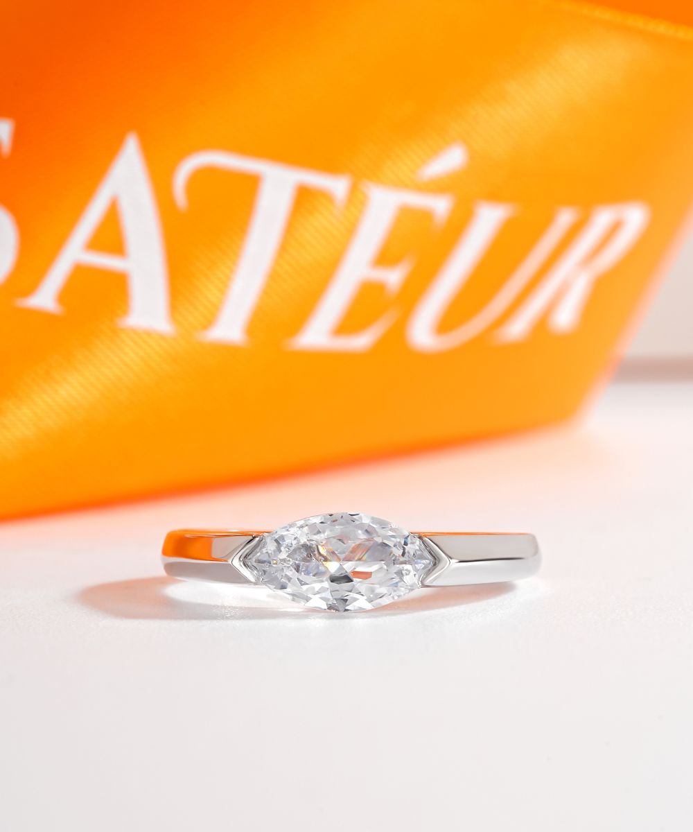 Satéur Raffiné Diamond Ring™, 18K White Gold