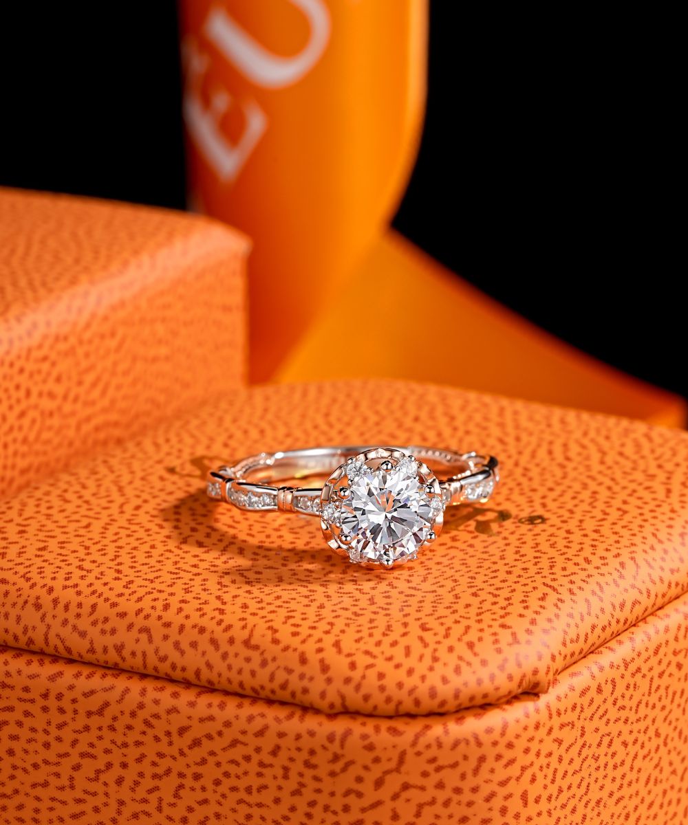 Satéur Lune de Rosé Diamond Ring™, 18K Rose Gold