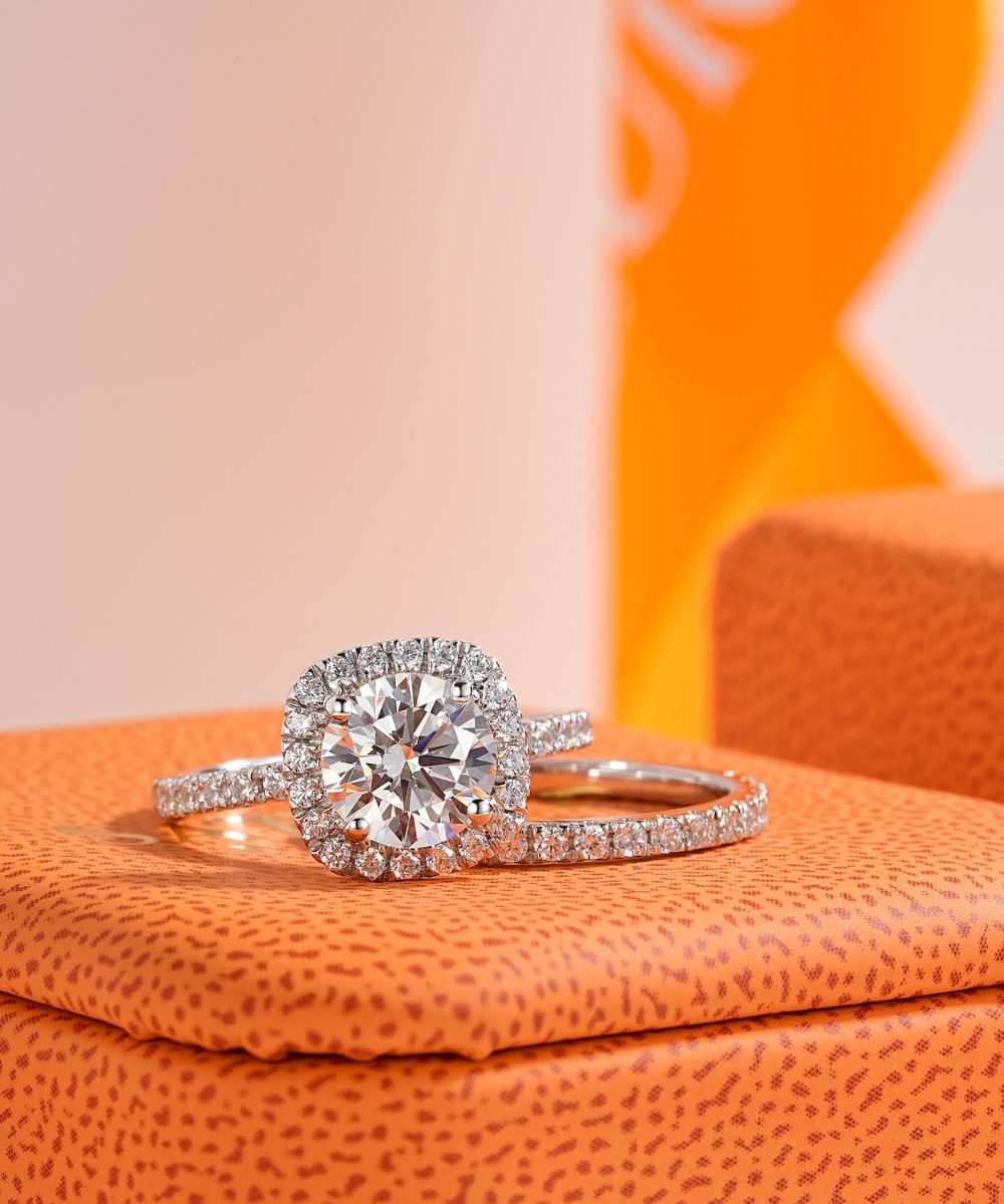 Satéur Lumière Wedding Diamond Ring Set™, 18K White Gold