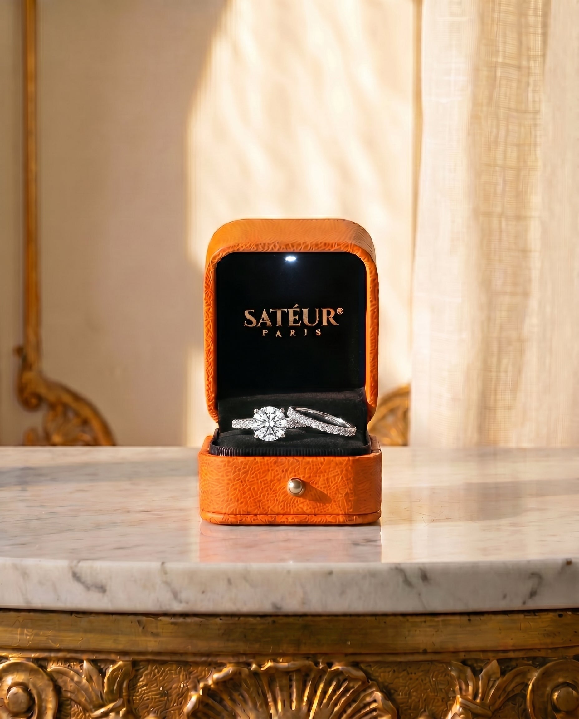 Satéur Cercle Wedding Ring Set™