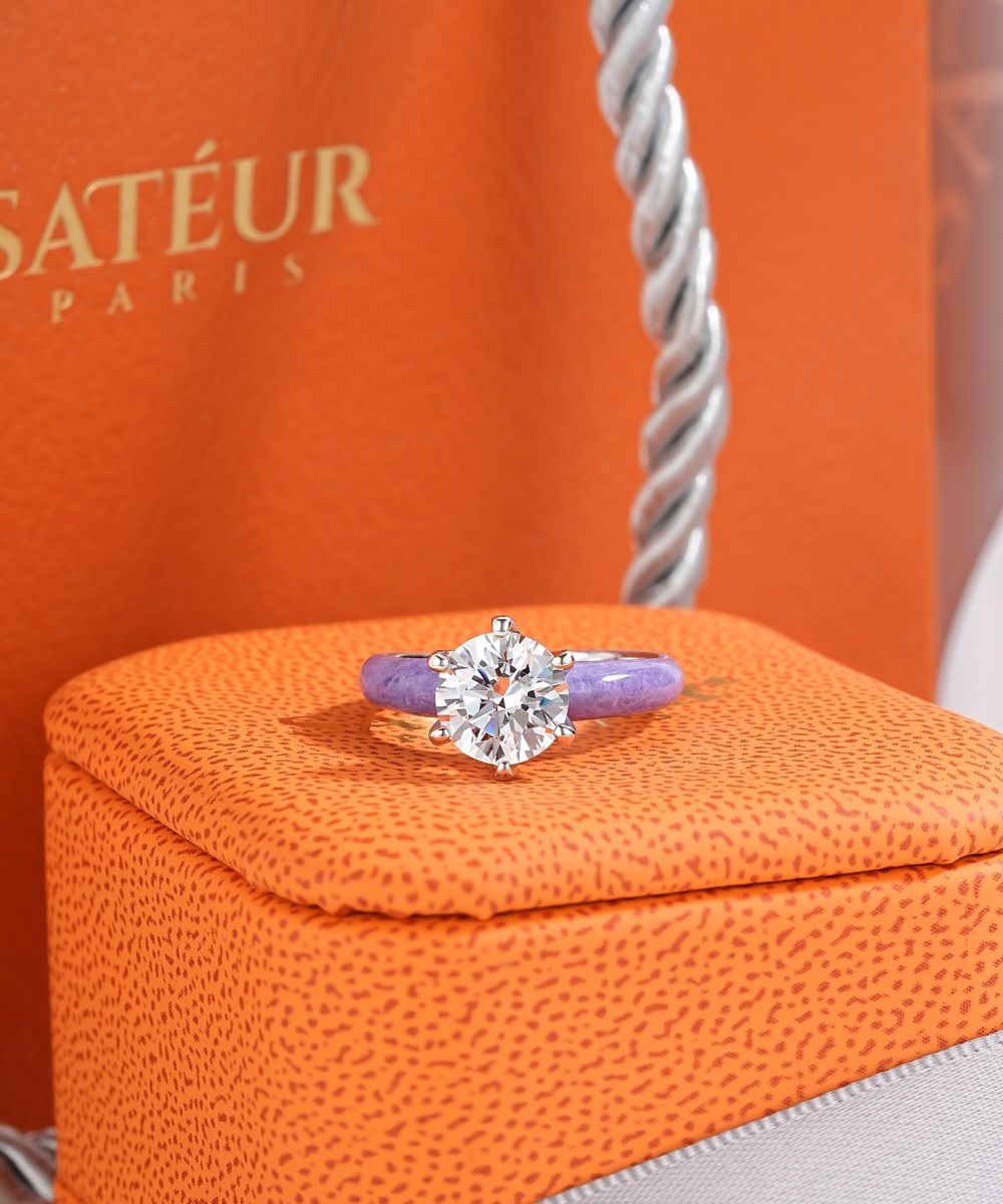 Satéur Colorée Lilac Diamond Ring™, 18K White Gold