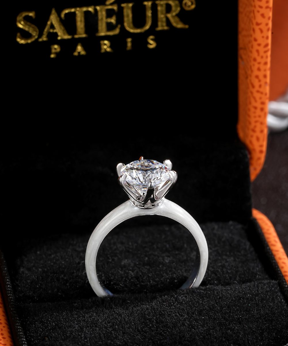 Satéur Colorée Starry Day Diamond Ring™, 18K White Gold