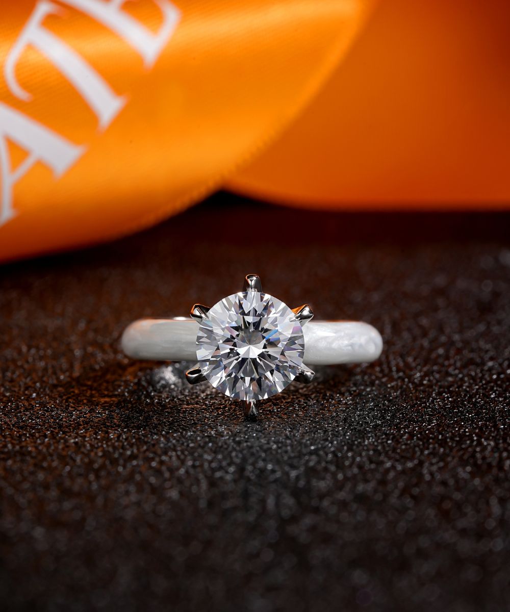 Satéur Colorée Starry Day Diamond Ring™, 18K White Gold