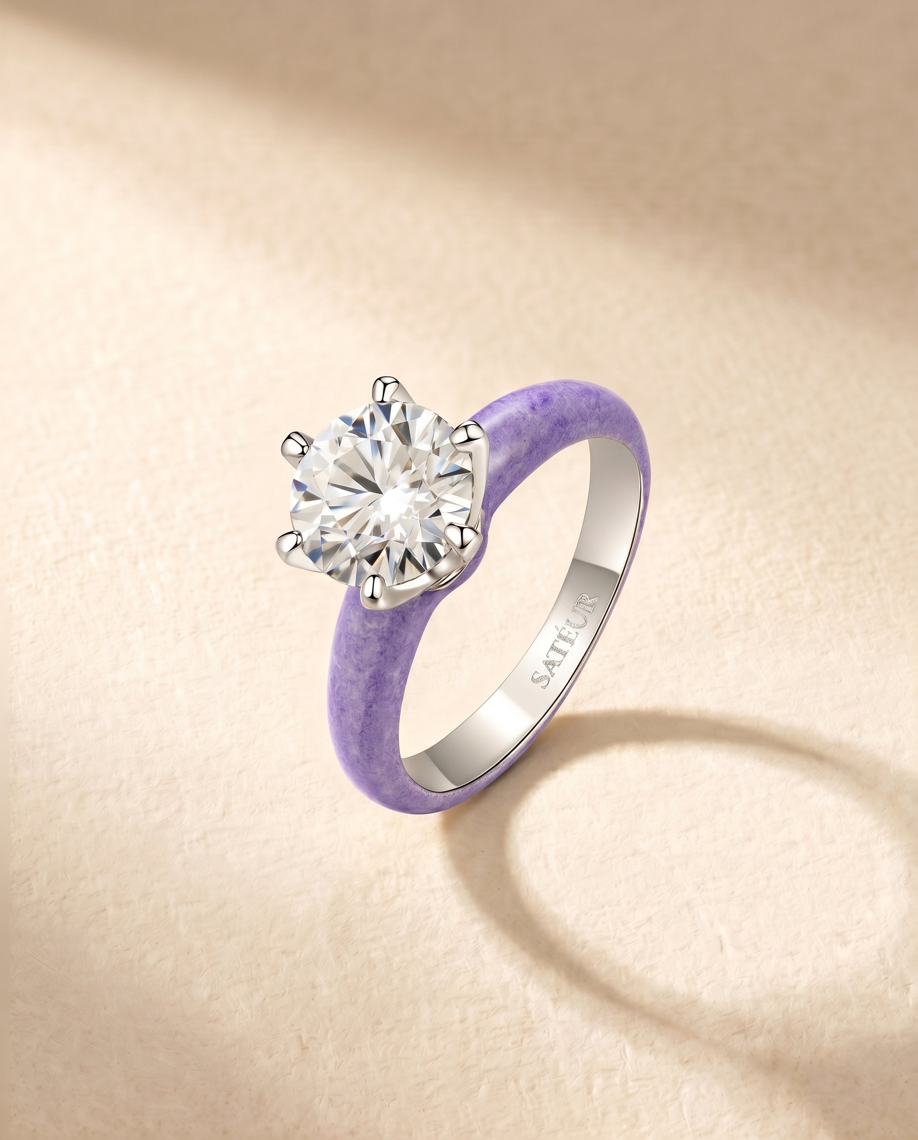 Satéur Colorée Lilac Diamond Ring™, 18K White Gold